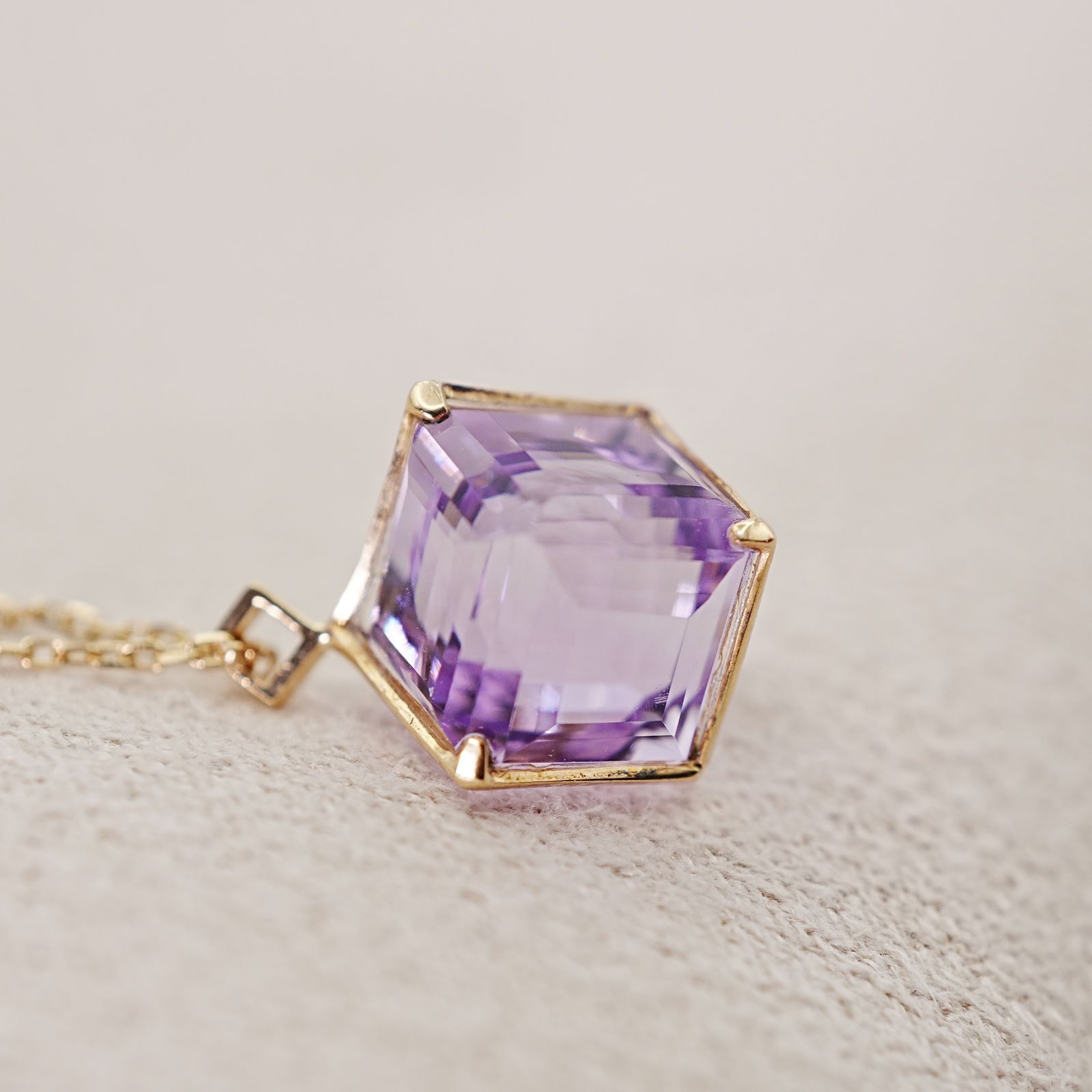 スタージュエリー アメジスト キューブ ネックレス K10/25-1143S