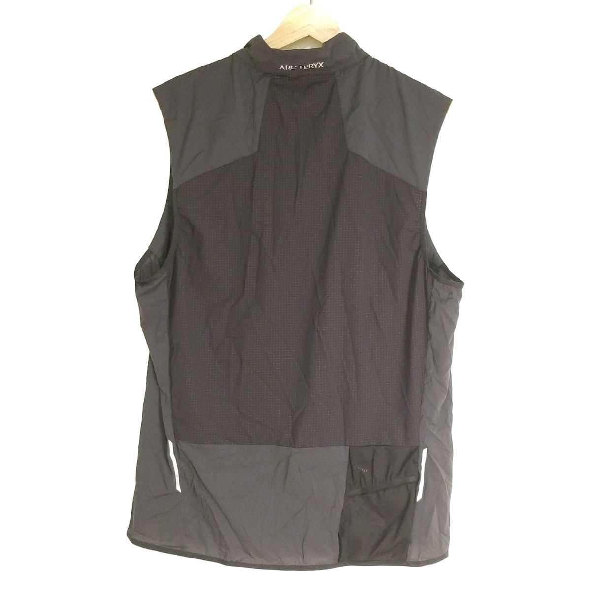 アークテリクス ベスト
