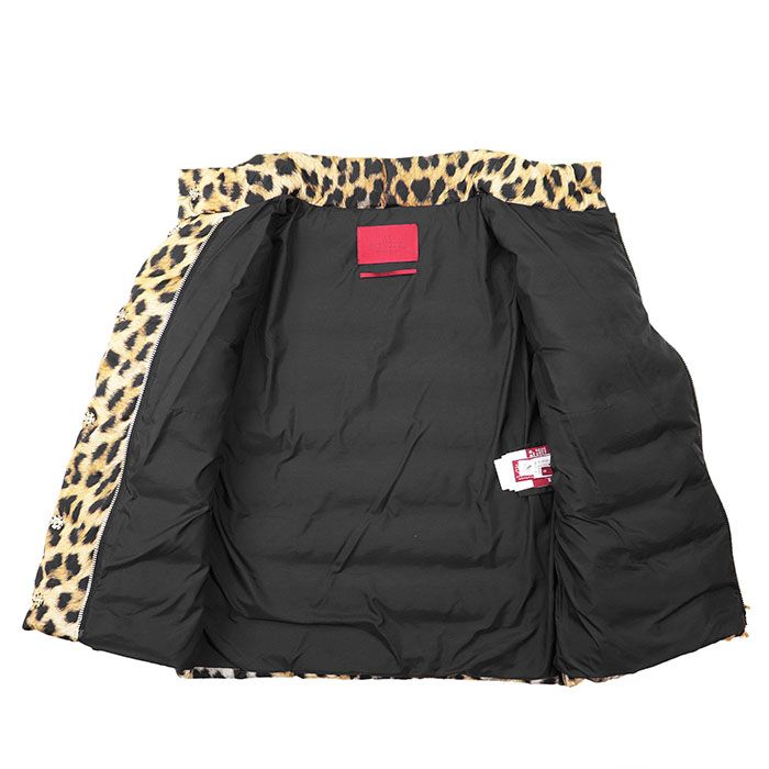 MONCLER レオパード柄 ダウンジャケット MONCLER ヒョウ柄 ダウンジャケット - メルカリ
