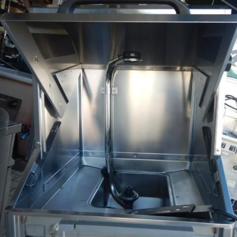 左 小型ドアタイプ