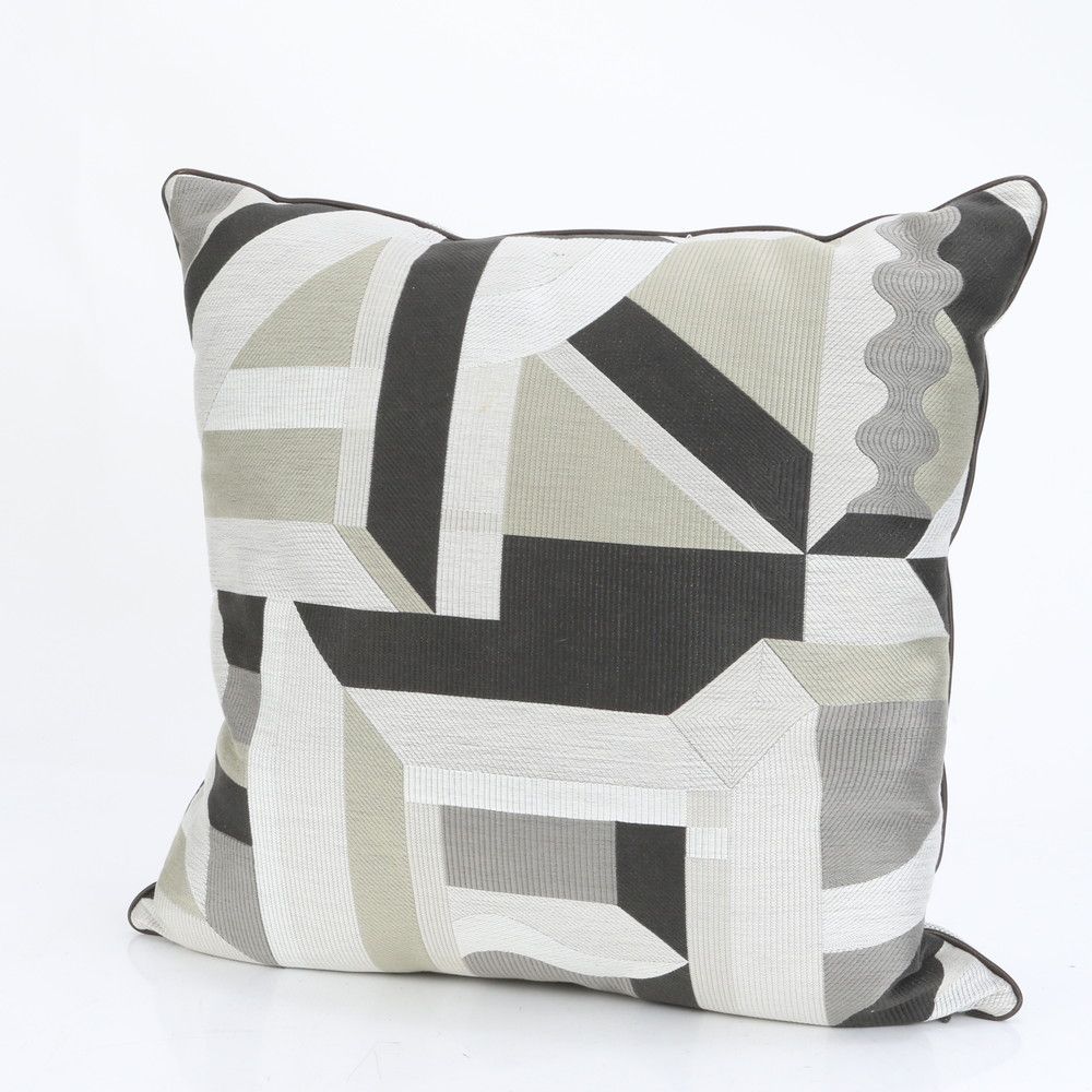 エルメス レザー シルク クッション ホーム アイテム グッズ グレー ソファ インテリア レディース EEE CM13-6