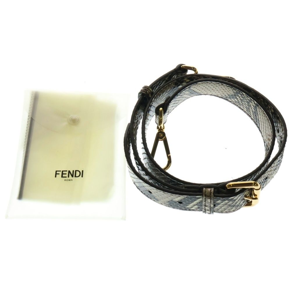 ショルダーバッグ