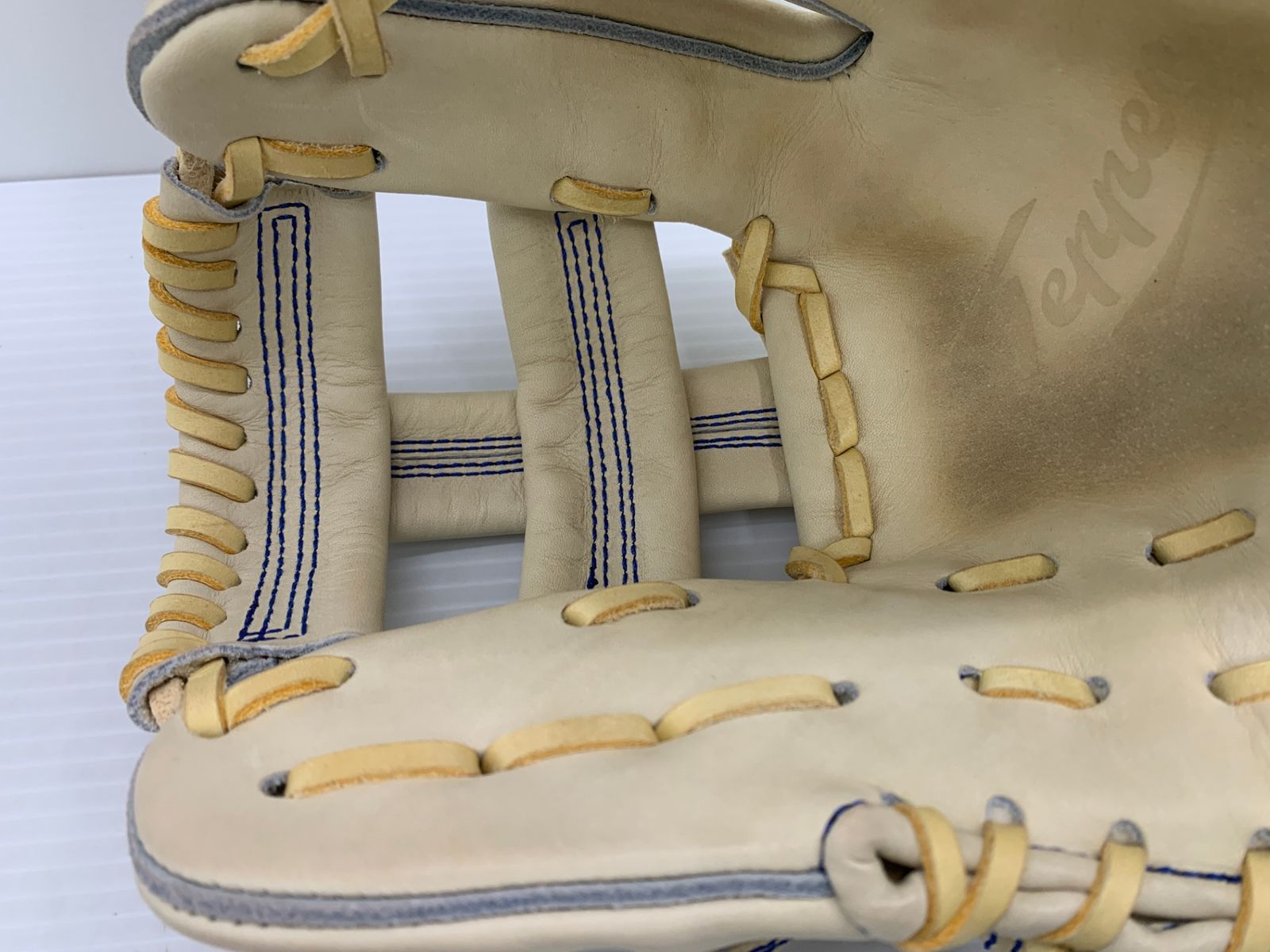 中古品 てっぺん TEPPEN 硬式 内野手用グローブ MIE 刺繡入り