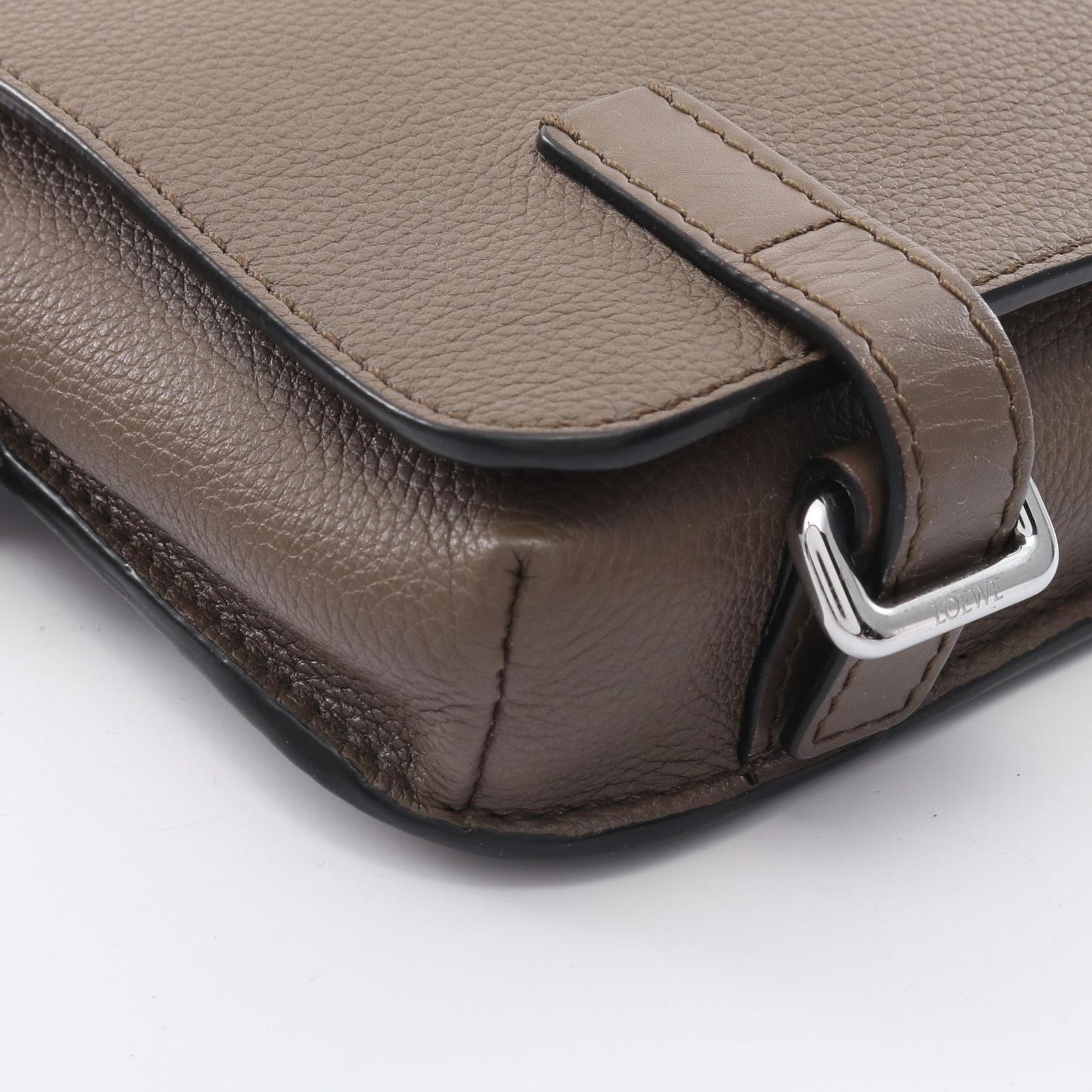 ロエベ LOEWE ウエストバッグ ミリタリー バムバッグ アナグラム 