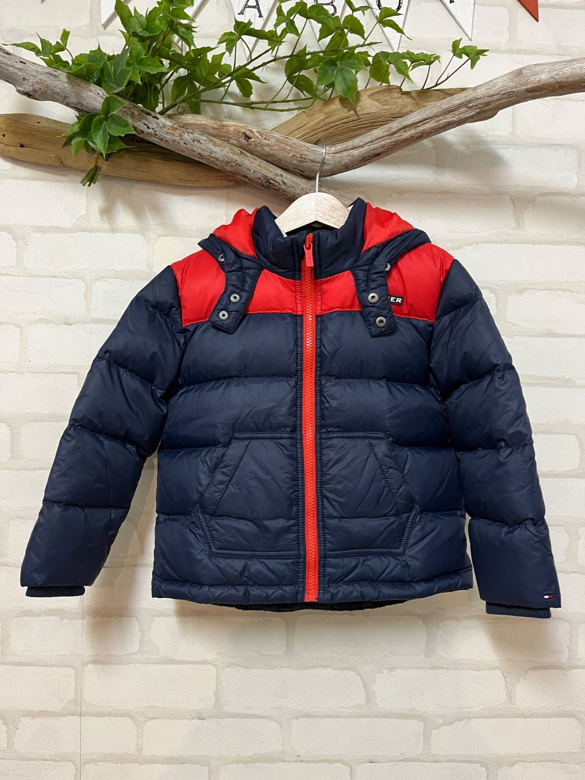 124 子供服 ブランド トミーヒルフィガー アウター ダウン60％ 105㎝ TOMMY HILFIGER おしゃれ スキー スノボー ダウンコート 中綿コート コート