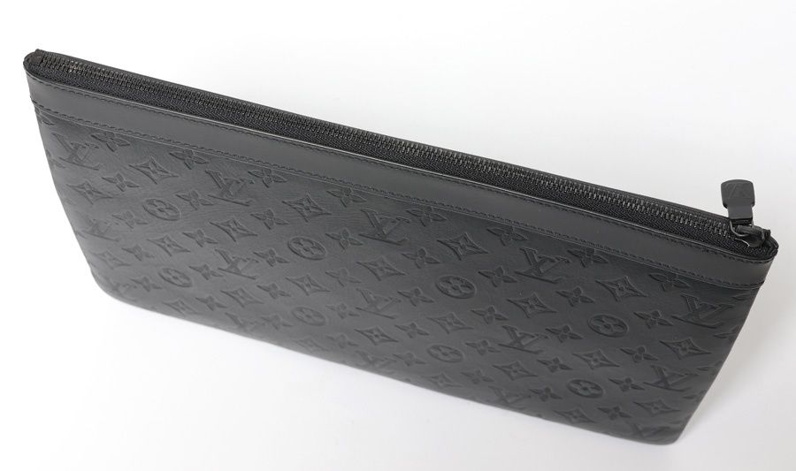 ルイヴィトン M62903 ポシェット・ディスカバリー モノグラムシャドウ  