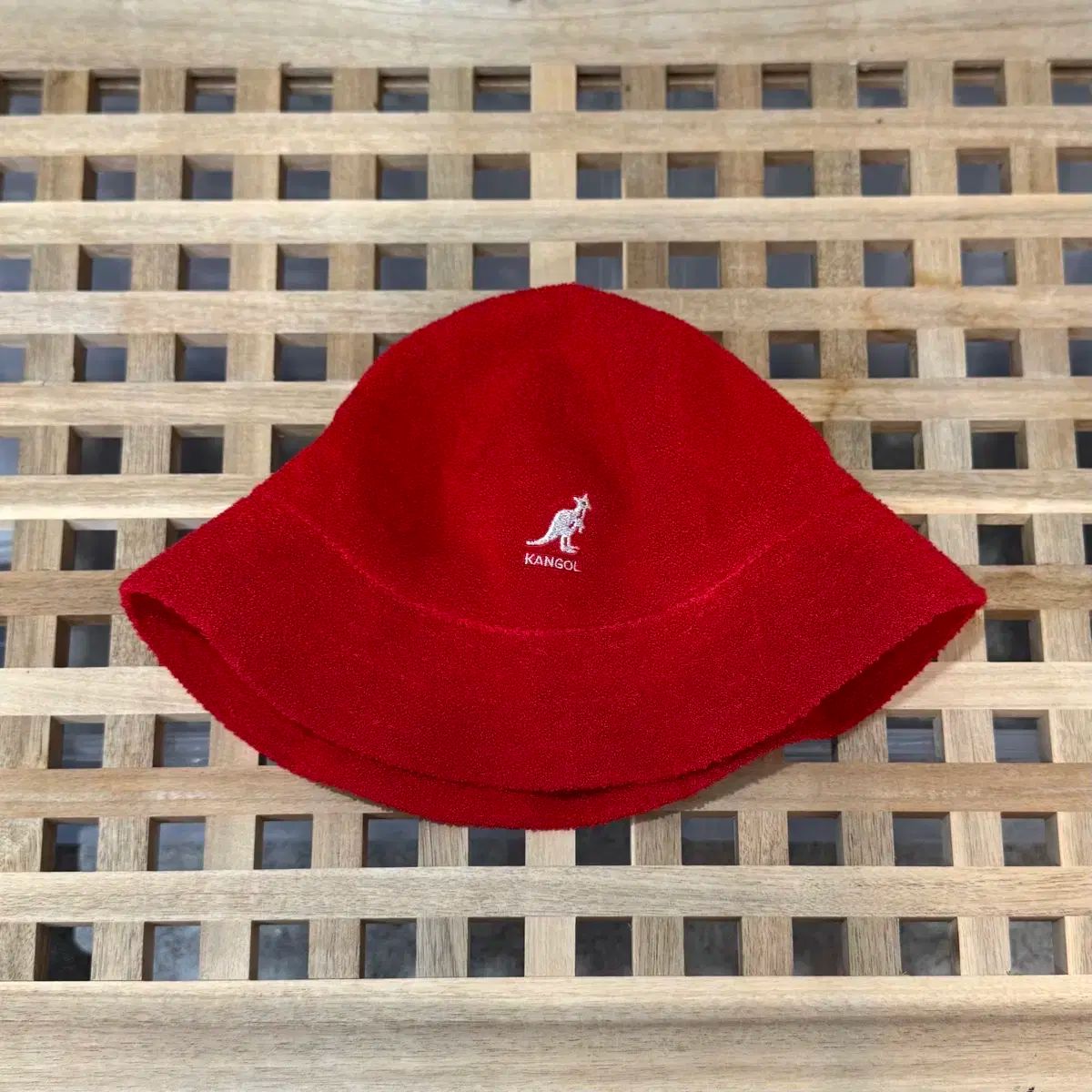 カンゴール バミューダ バケットハット レッド
