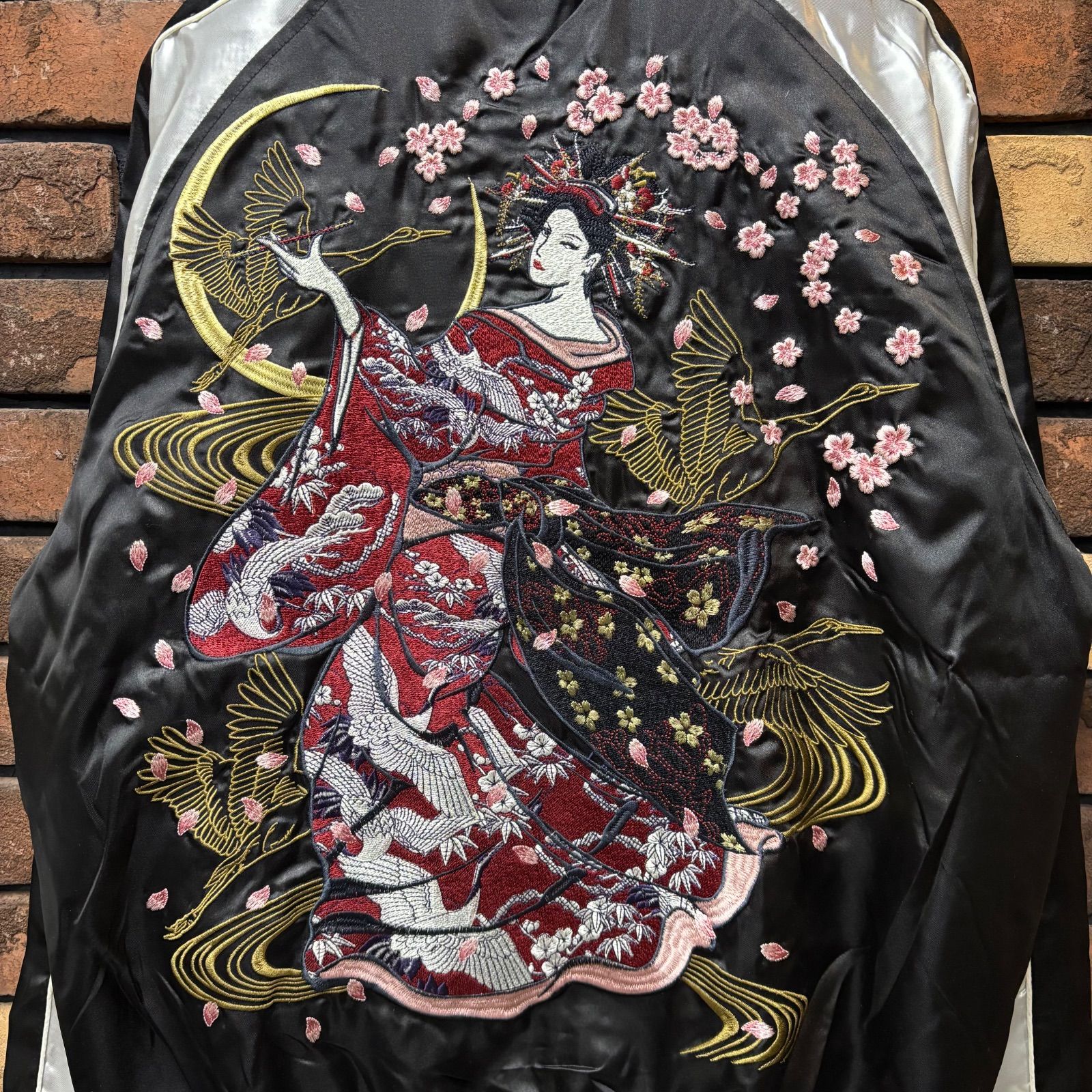 華鳥風月 花魁-刺繍スカジャン】総刺繍 スカジャン 煙管 和柄 三日月