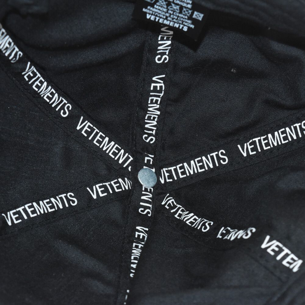 VETEMENTS (ヴェトモン) 17AW Galeries Lafayette Cap MSS17VR4