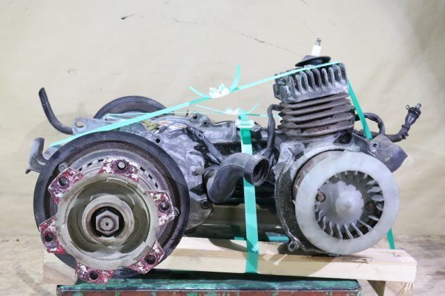 ホンダ ジャイロUP TA01 エンジン本体 部品取り等に H369-34