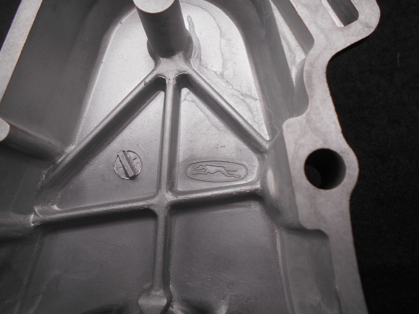 CBR400F スターターカバー 当時物 黒焼付塗装済 再生品 レストア用