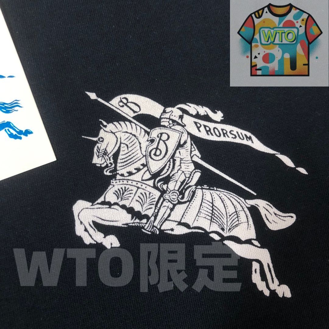 ロゴプリントTシャツ