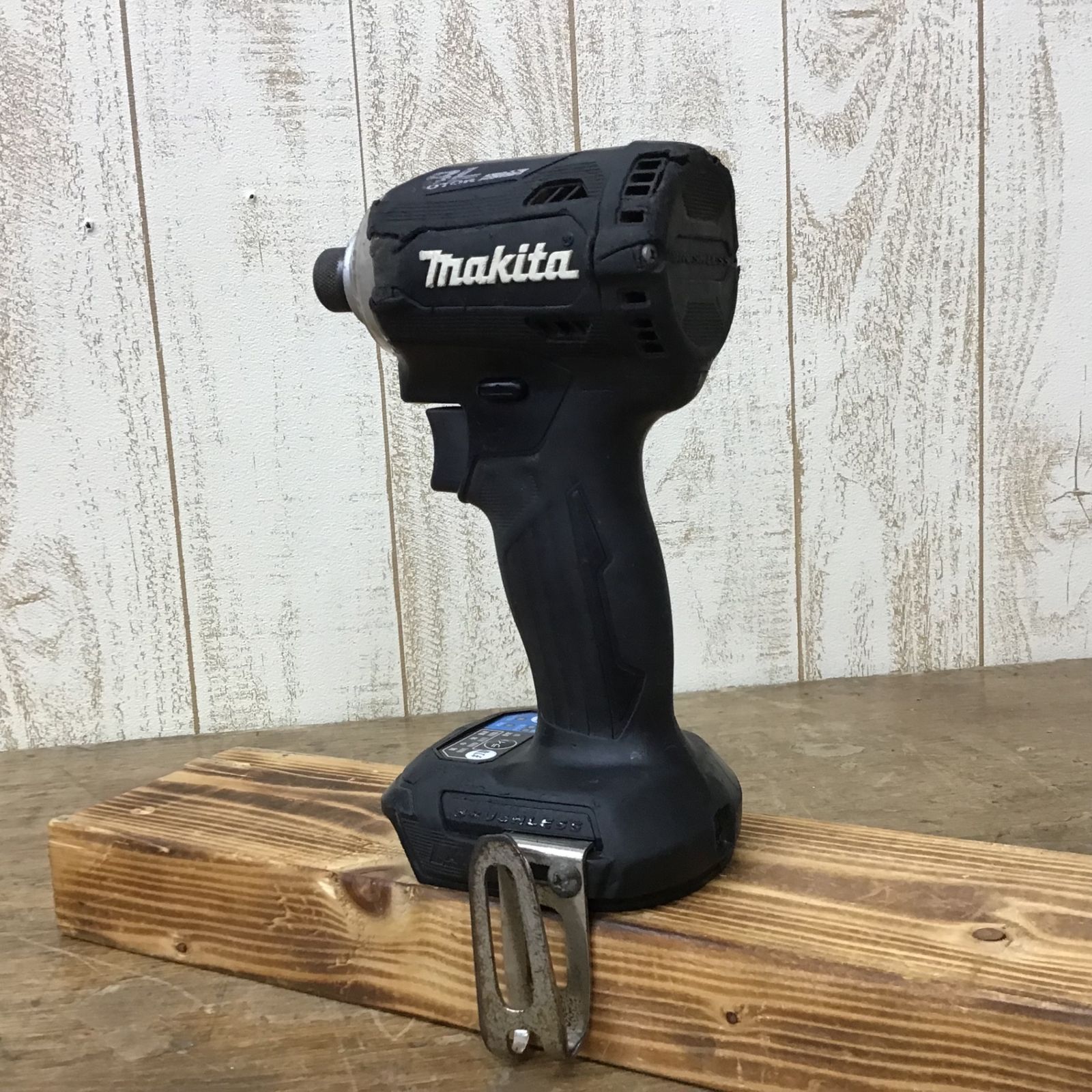 ☆マキタ(makita)18Vコードレスインパクトドライバー TD171DZB 本体のみ【柏店】 - メルカリ