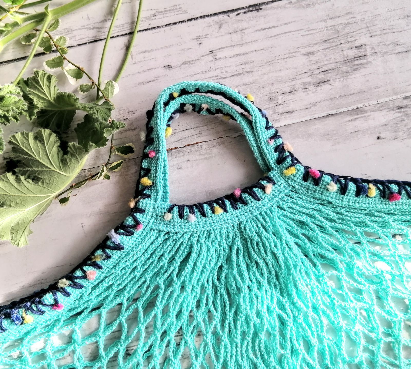 ネットバッグ あみあみバッグ ターコイズブルー ポンポン毛糸の