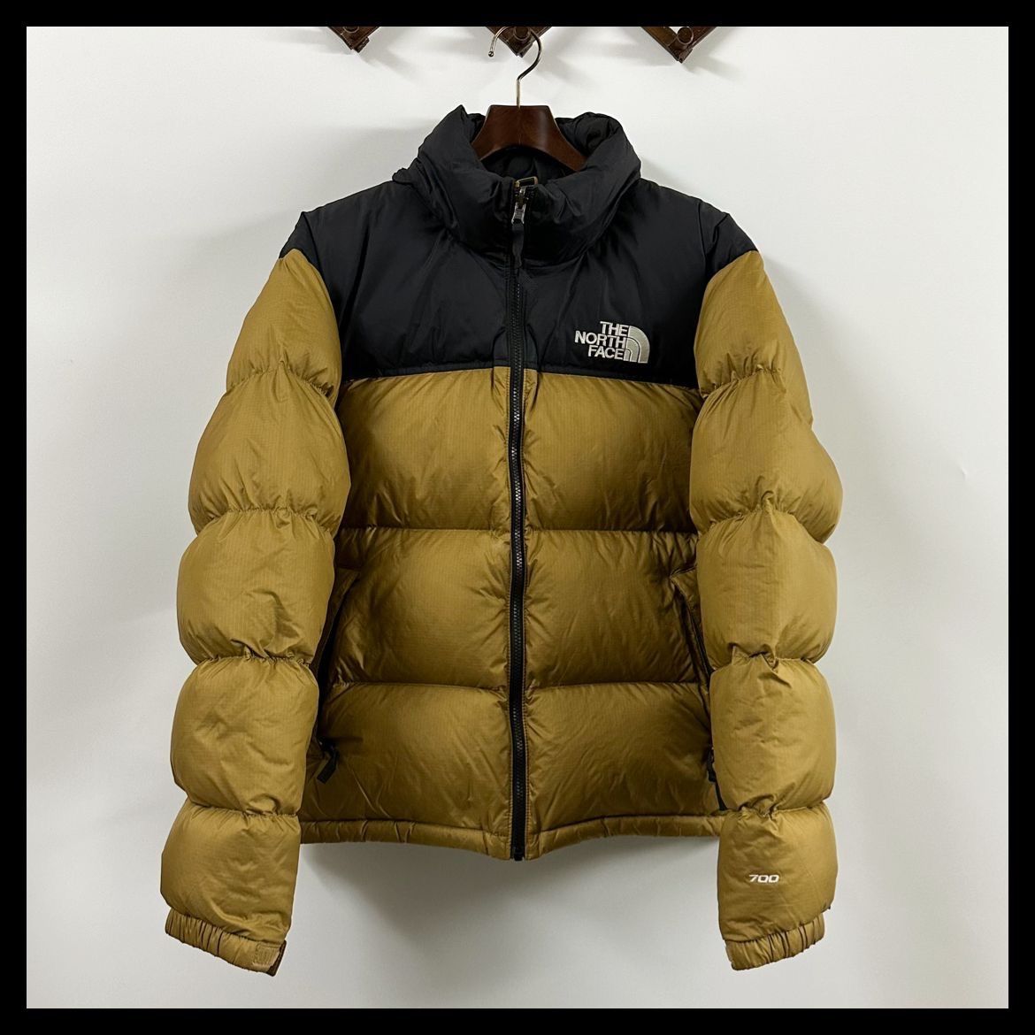 THE NORTH FACE ノースフェイス ヌプシ ダウンジャケット キャメル