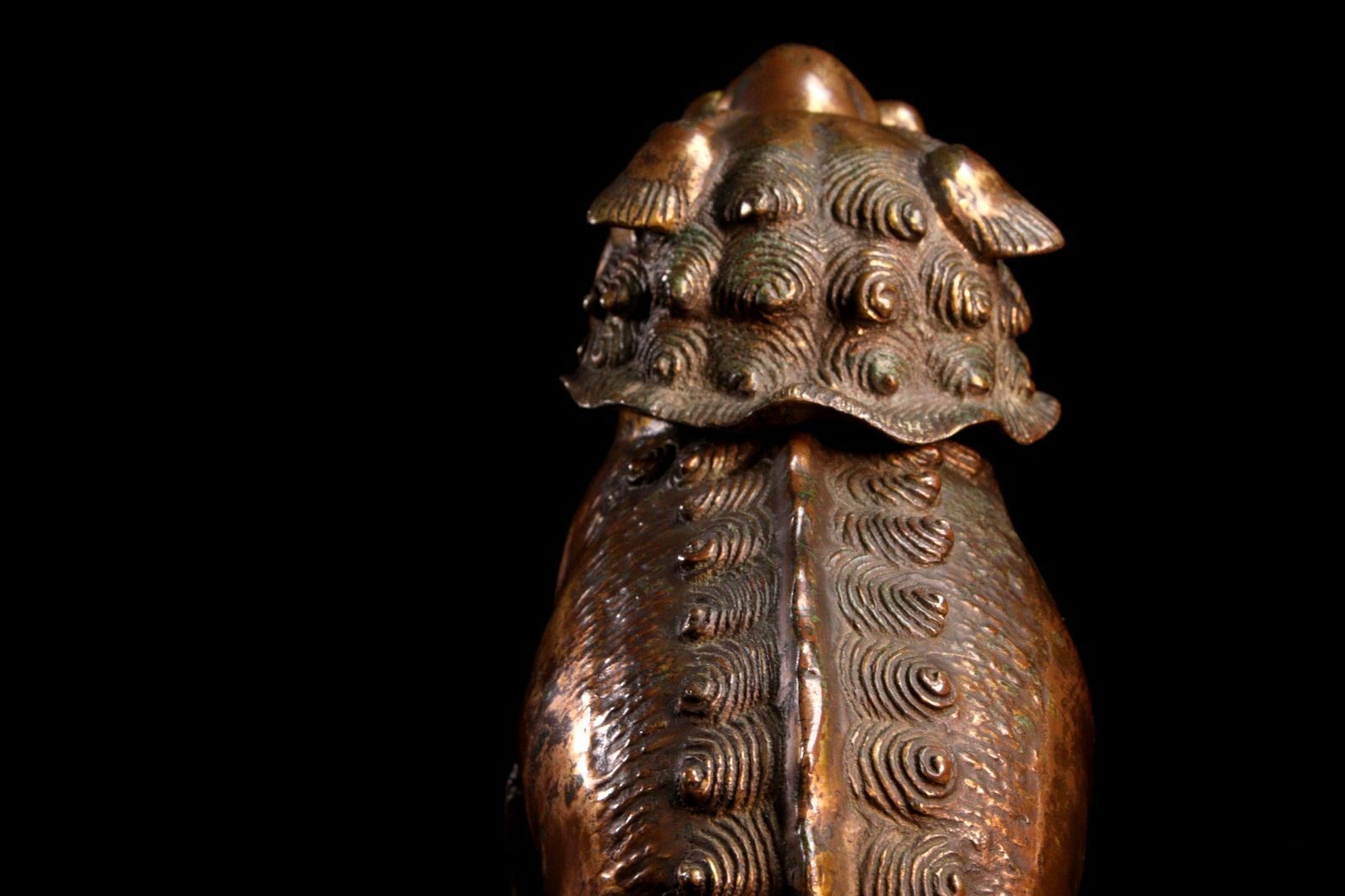 銅製 獅子 古銅 漢詩青銅製獅子彫刻 中国古玩 古美術 古銅漢詩青銅製