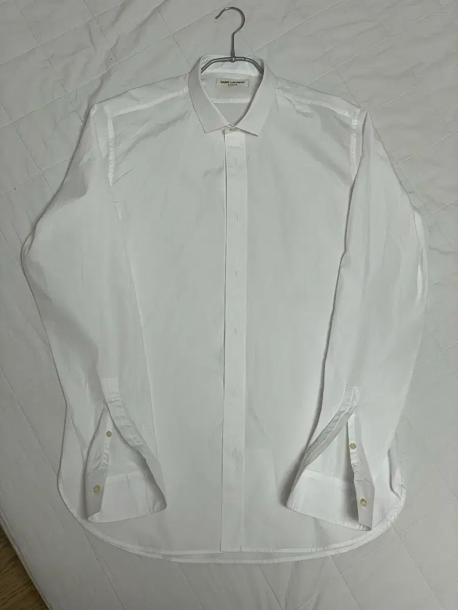【雷市場（ポンジャン）商品韓国直送】 Saint Laurent(サン・ローラン) ポプリン 白 シャツ 出品