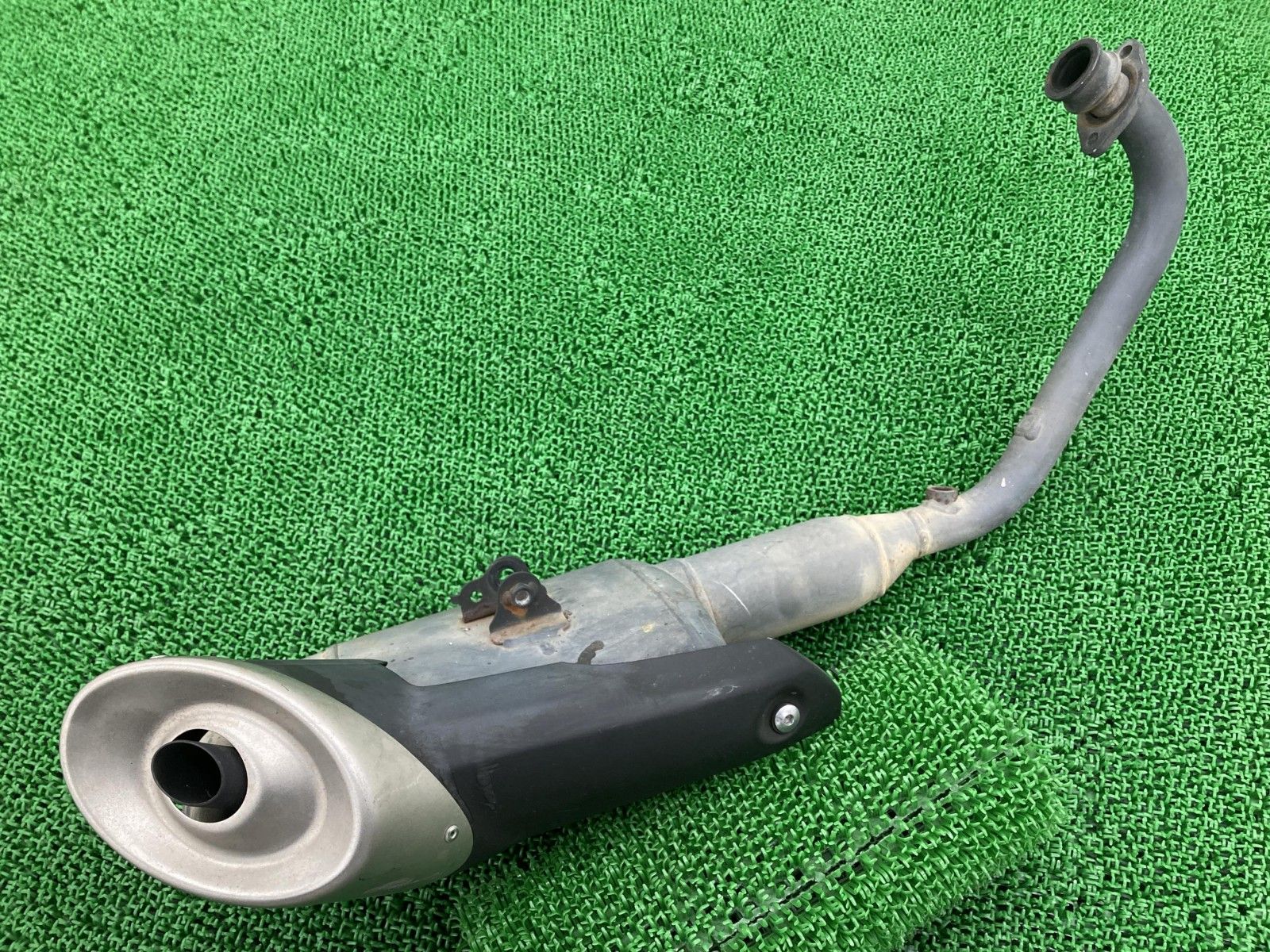 CB125R マフラー K98 E1 ホンダ 純正 バイク 部品 JC79 機能的問題なし