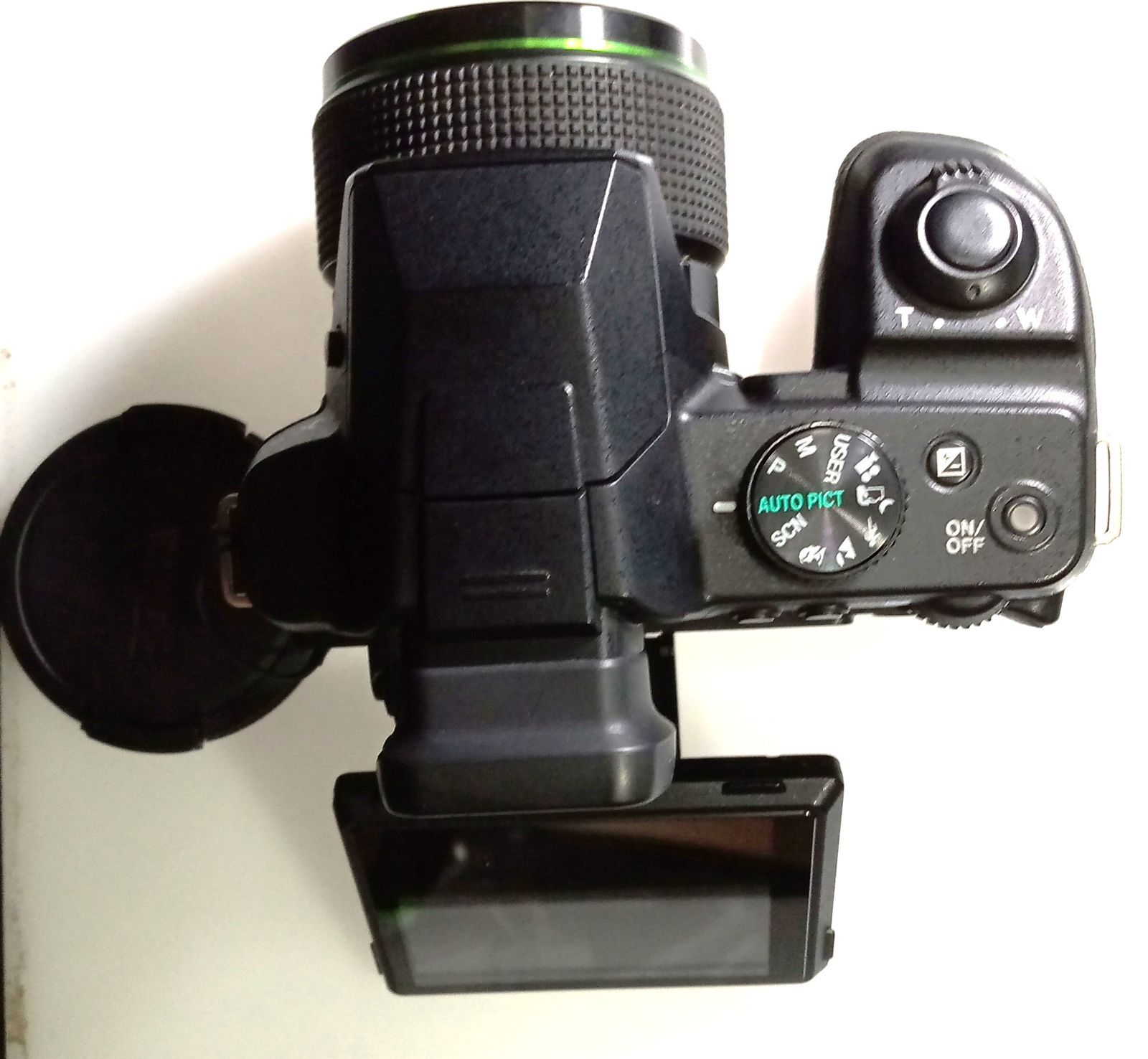 ペンタックス PENTAX X5 デジカメ 単3電池 - メルカリ
