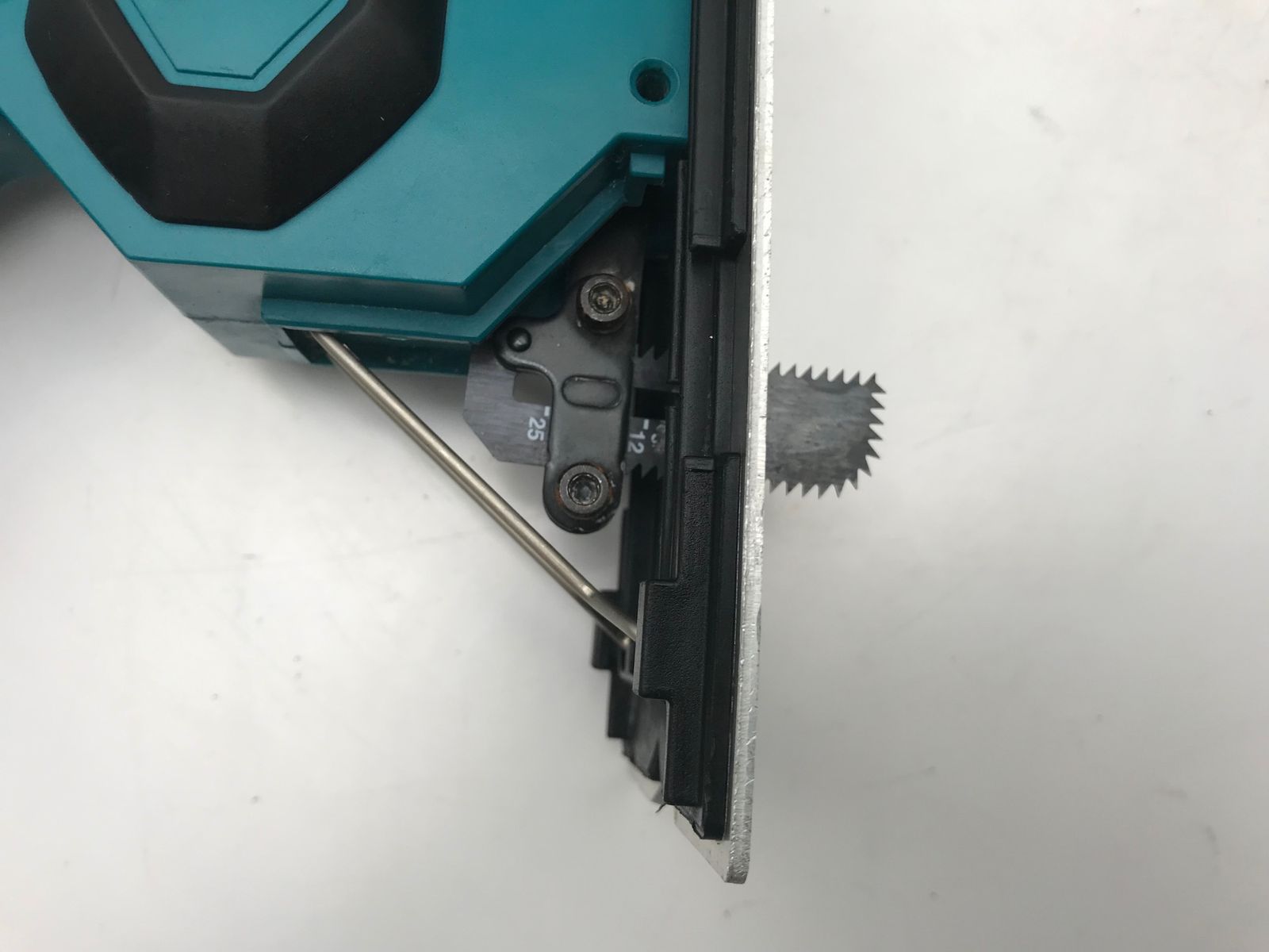 品 Makita|マキタ 18vボードカッター SD180DZK 本体のみ ITLZQELLYERU エコツール小牧ｲﾝﾀｰ店 M02 HRDEVELOPMENT_JP