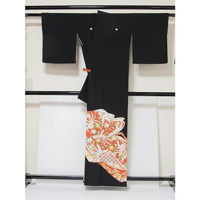 正絹　フルセット　正絹比翼付き　吉祥柄　高級黒留袖 正絹 フルセット 正絹比翼付き 吉祥柄 高級黒留袖 imgrc0082989913.jpg