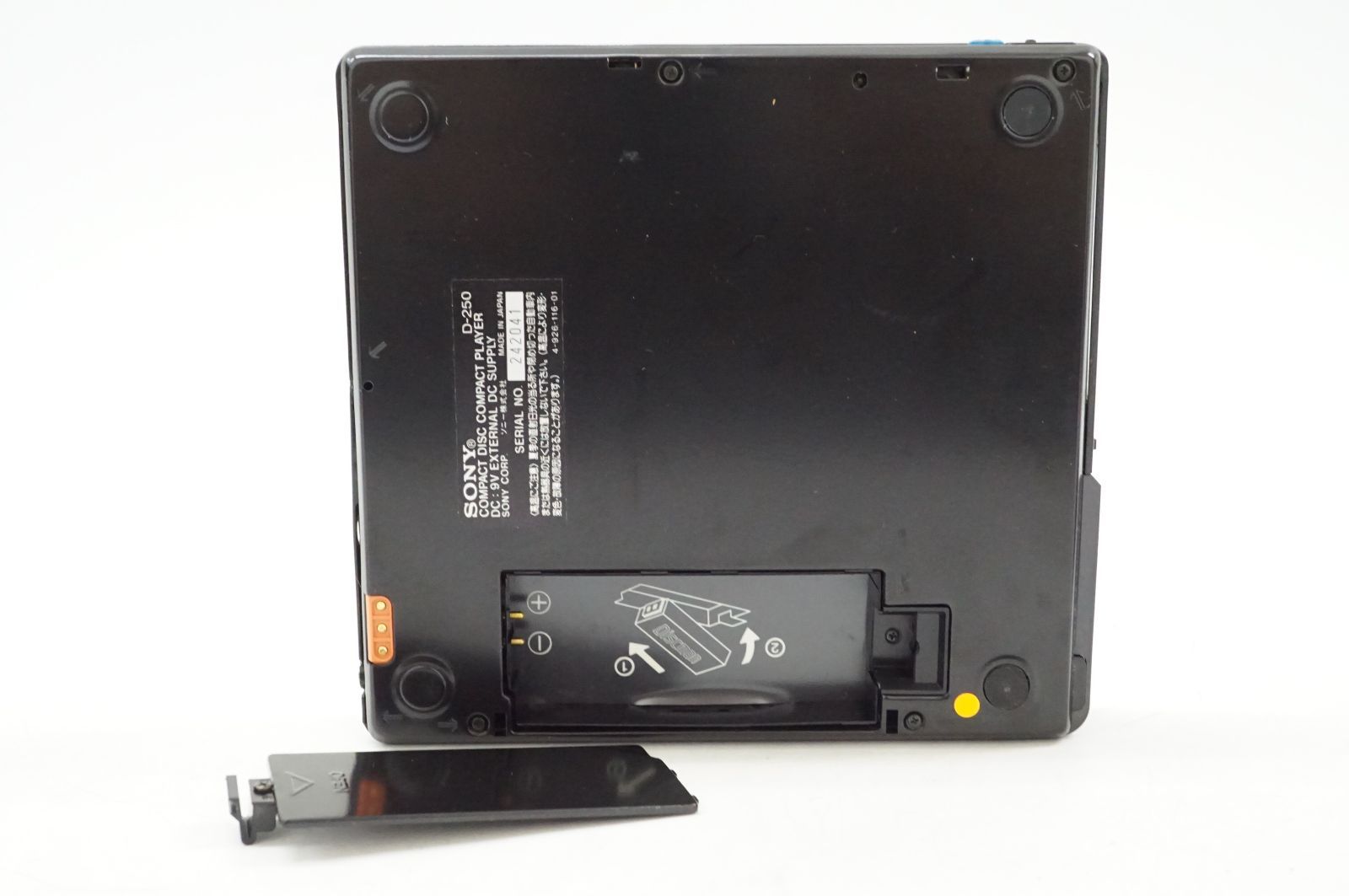 Y22641)SONY DisCman D-100 CDプレーヤー バッテリーBP-100 外元箱付き