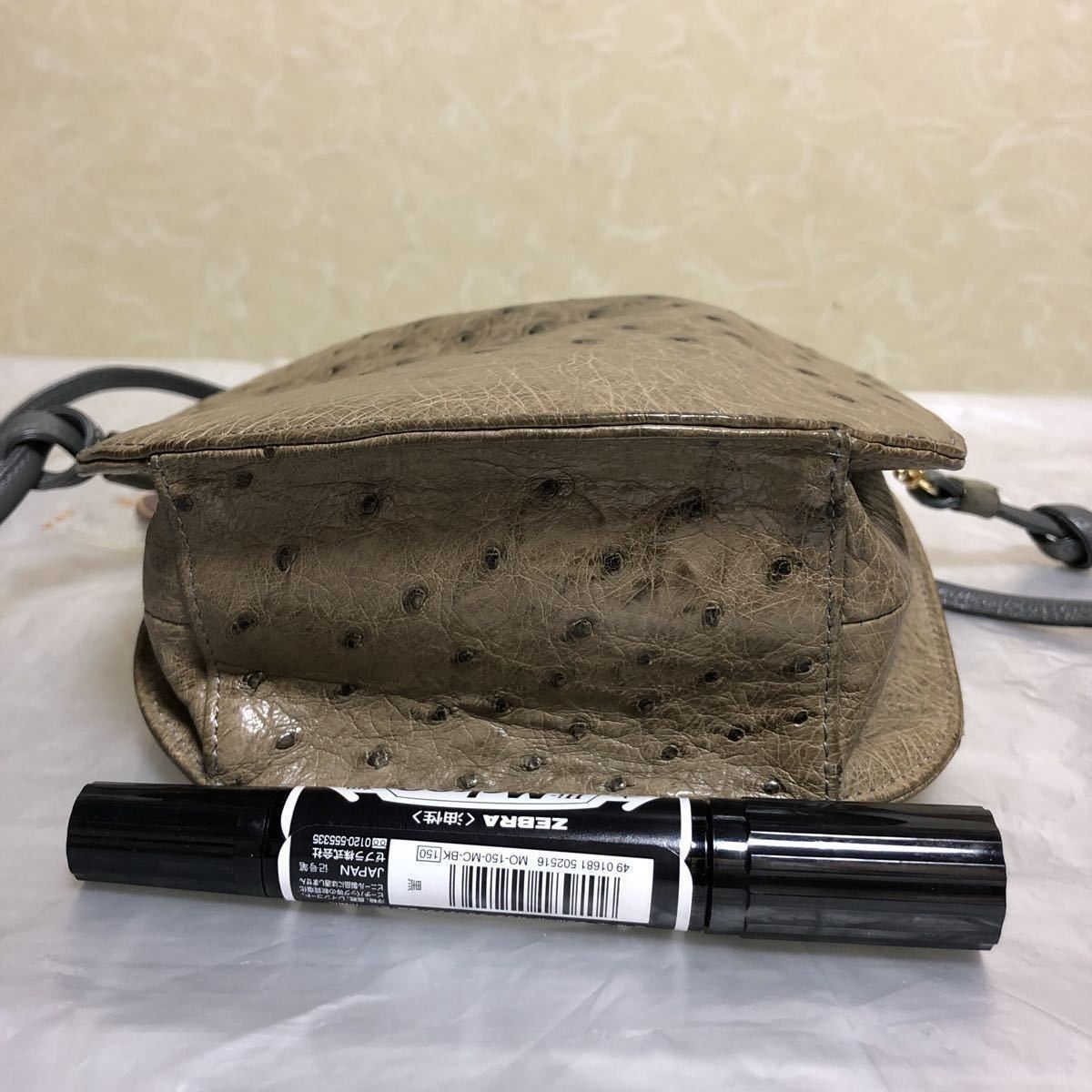JRA/ショルダーバッグ/本革オーストリッチ/正規品/ベージュブラウン JRA/ショルダーバッグ/本革オーストリッチ/正規品/ベージュブラウン
