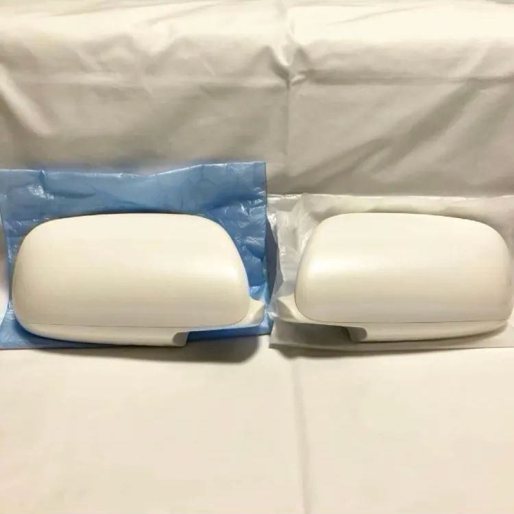 セール 純正品 TOYOTA カバーのみ ドアミラー トヨタ 車 パーツ 部品 ドアミラー