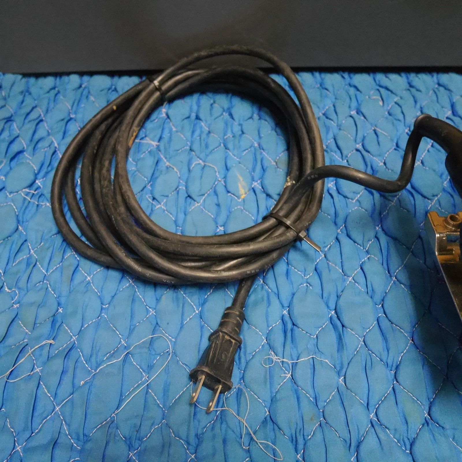 日立 165mm 丸のこ C6MB4 電動 工具 切断機 コード式 丸ノコ 丸鋸 マルノコ HITACHI 100V