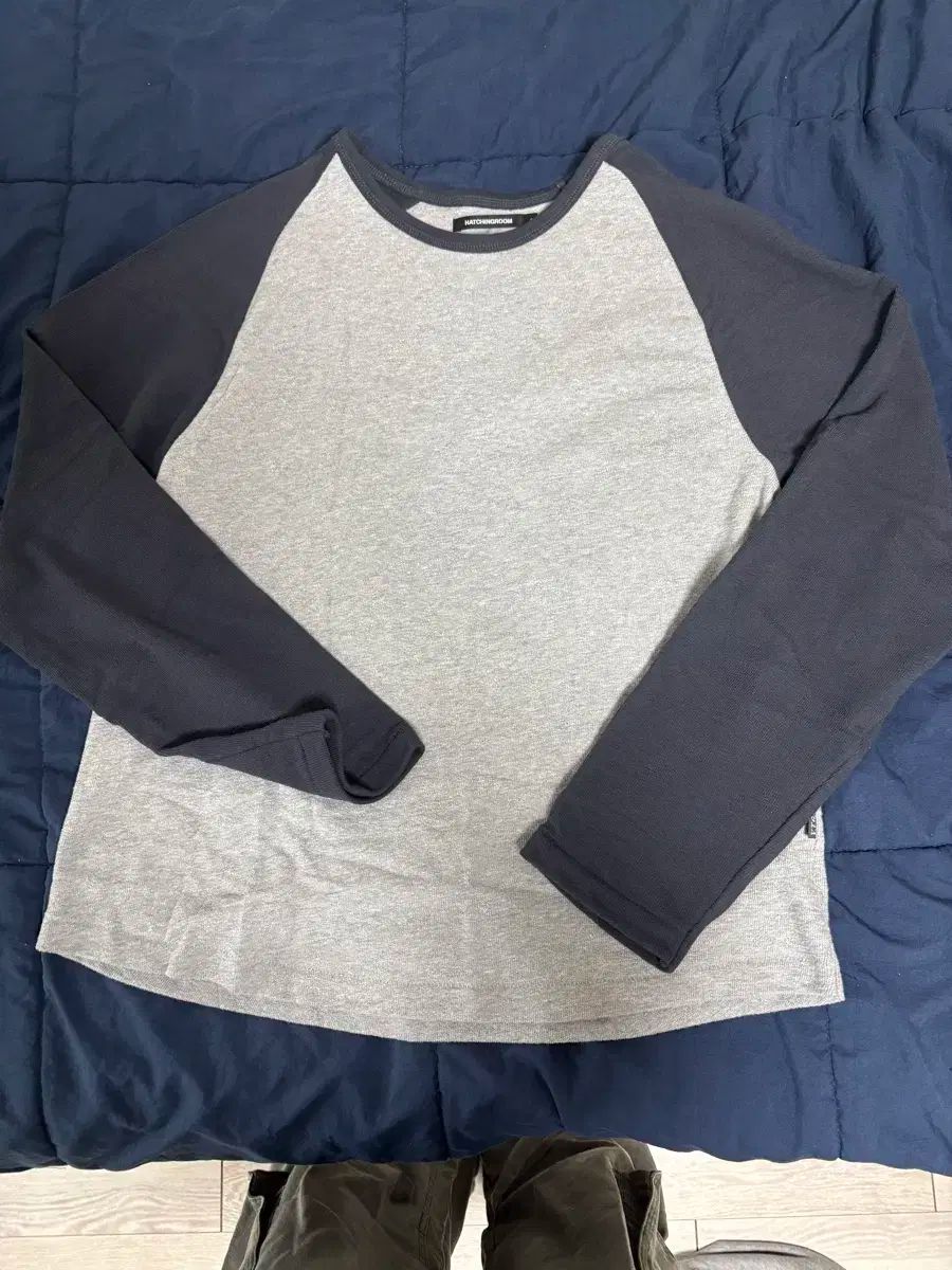 HATCHINGROOM ラグラン ティー 青 チャコールグレー ミディアム グレー 2 サイズ