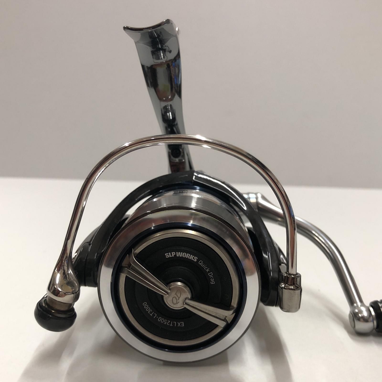 DAIWA - 【加古川店】 中古 Daiwa | ダイワ リール 18イグジストLT 3000-CH 【スピニングリール】 【86】 加古川店】 中古 Daiwa | ダイワ リール 18イグジストLT 3000-CH