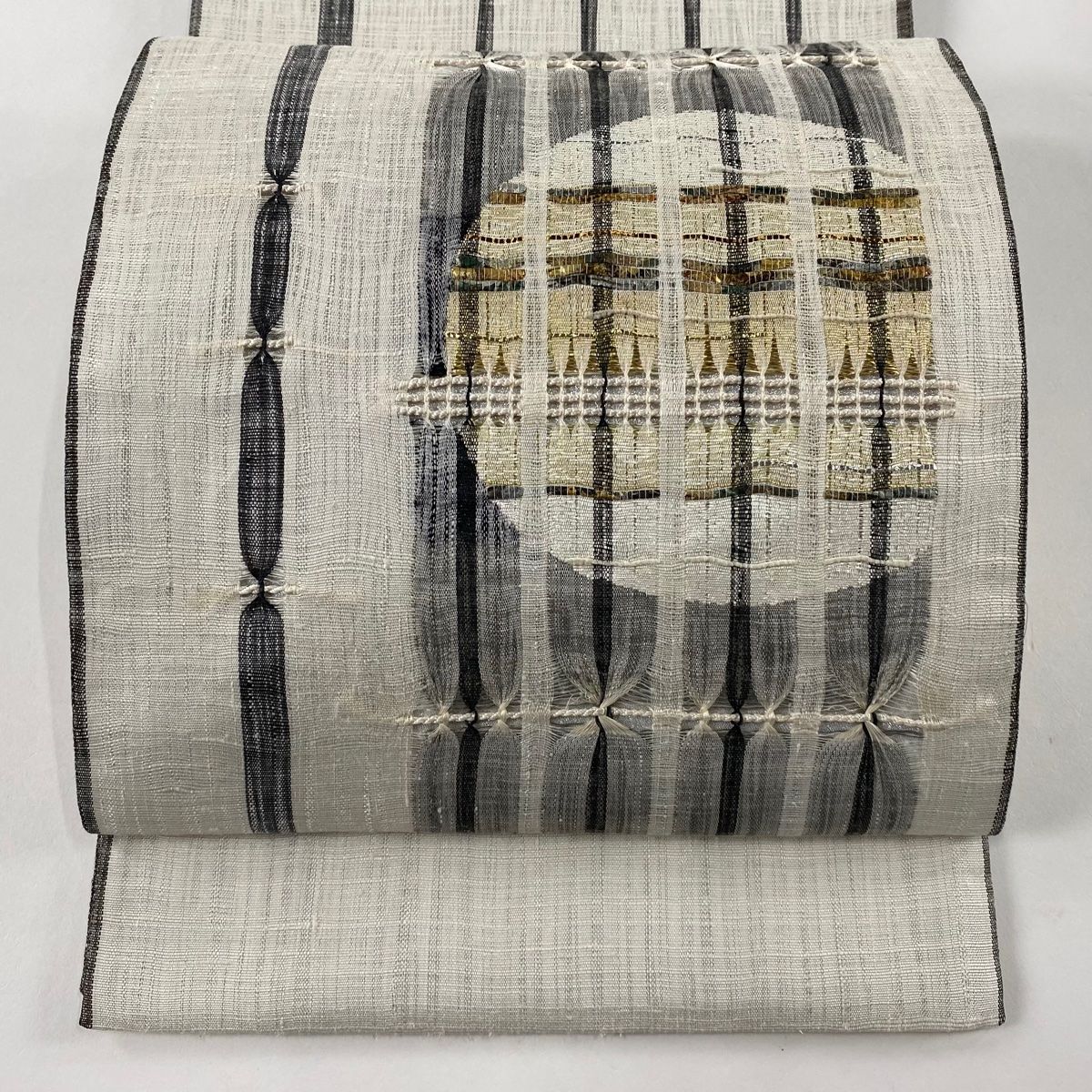 1960 華 袋帯 お太鼓 花 上品 銀 白 楽天市場】袋帯 礼装 オフホワイト地 金銀 花七宝 単品 新品