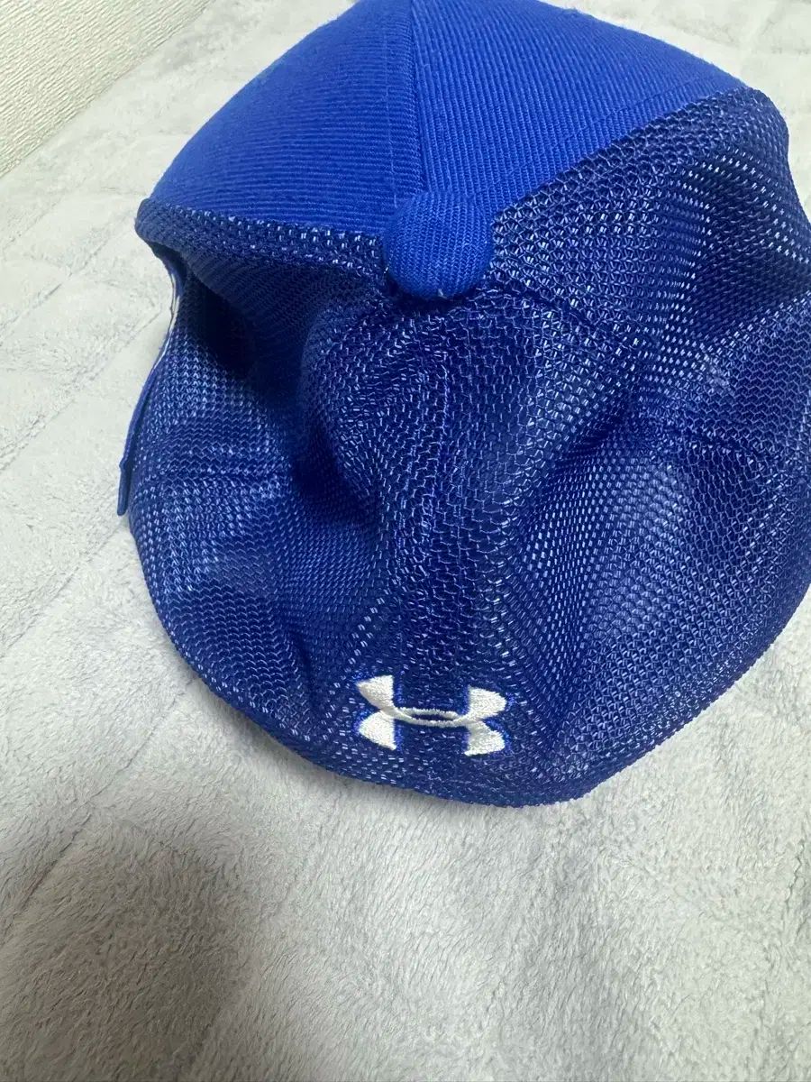 ベースボールキャップ