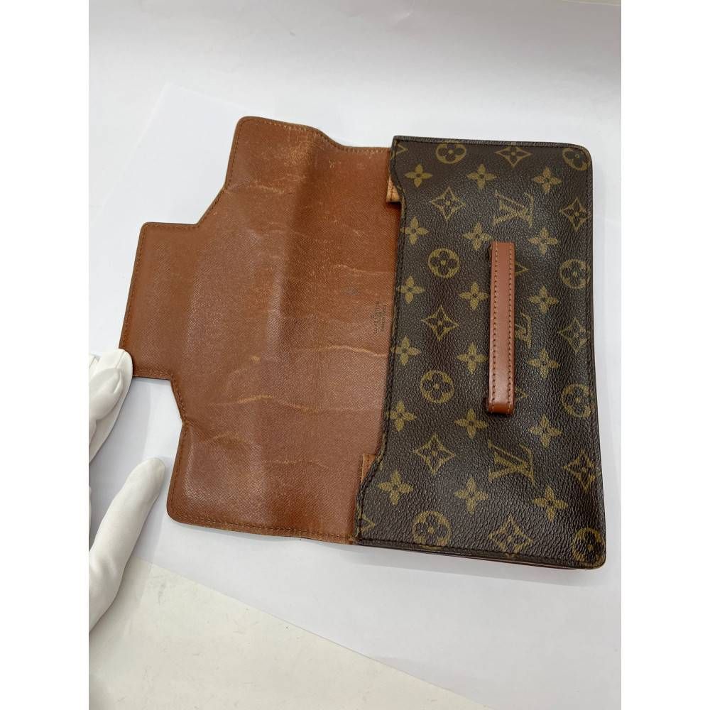 ◇◇LOUIS VUITTON ルイヴィトン シャイヨー モノグラム クラッチ