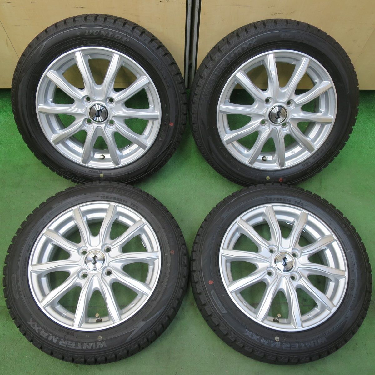 バリ溝 22年 キレイ ほぼ10分 スタッドレス 155 65R14 ダンロップ ウインターマックス WM02 社外 アルミ 14インチ PCD100 4H 5092007イス