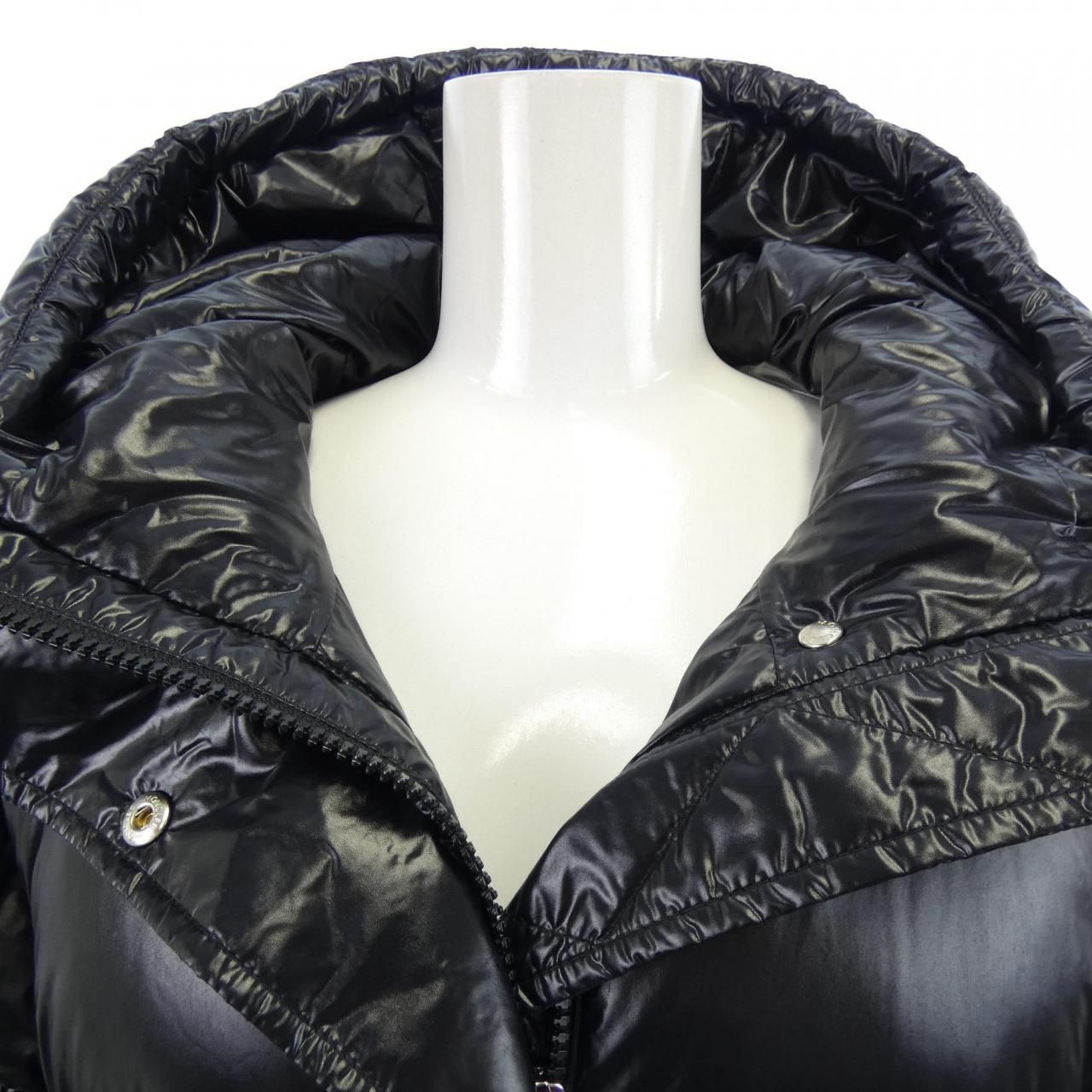 モンクレール MONCLER