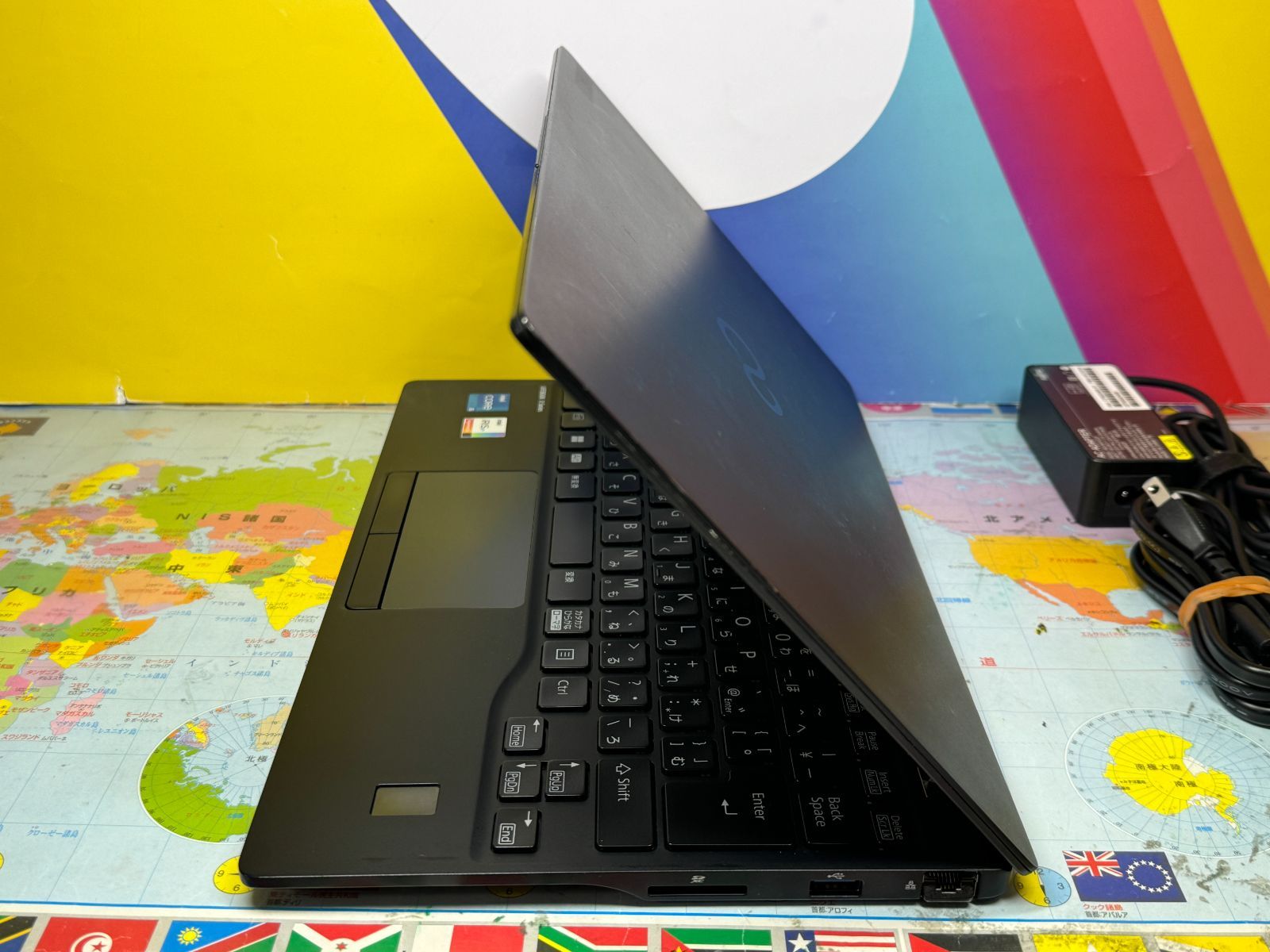 美品 富士通 U9312/K 第12世代 i5 8GB 256GB 13.3型 美品 富士通 U9312