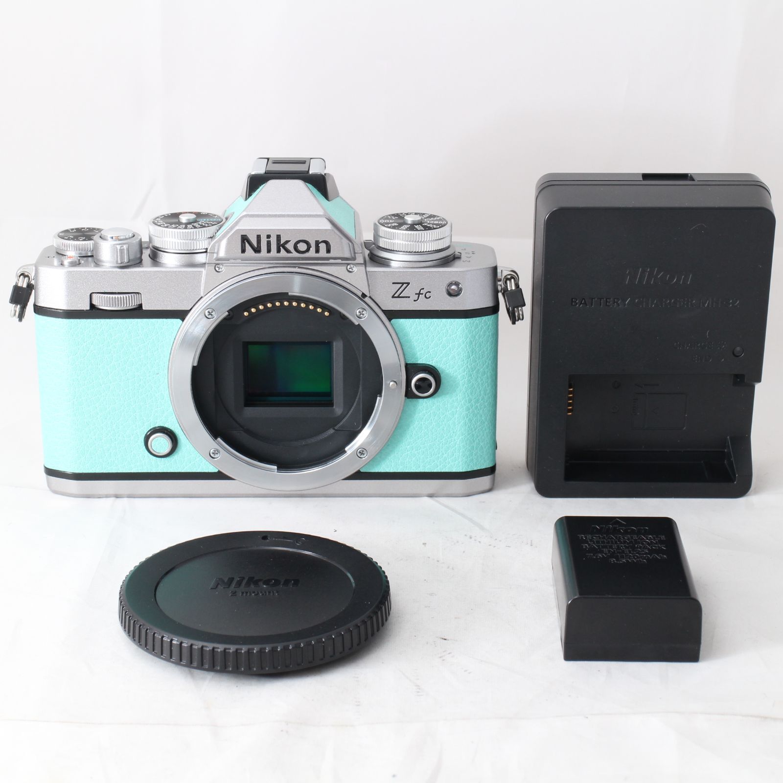 ☆美品☆ショット数2156回！ Nikon ニコン ミラーレス一眼カメラ Z fc 