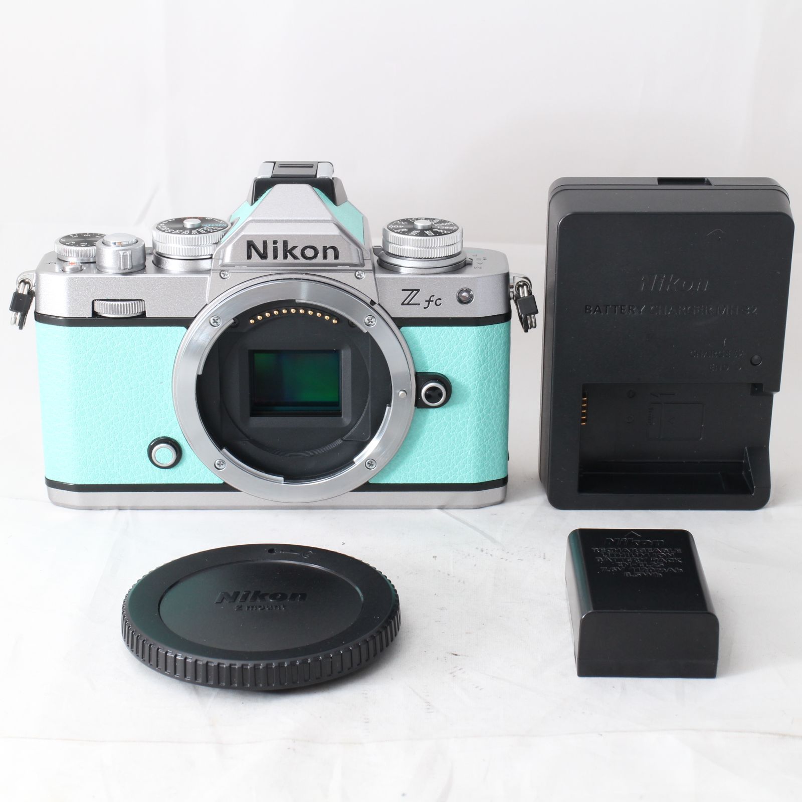 ☆美品☆ショット数2156回！ Nikon ニコン ミラーレス一眼カメラ Z fc ボディ ミントグリーン張替え Zfc #6781 - メルカリ