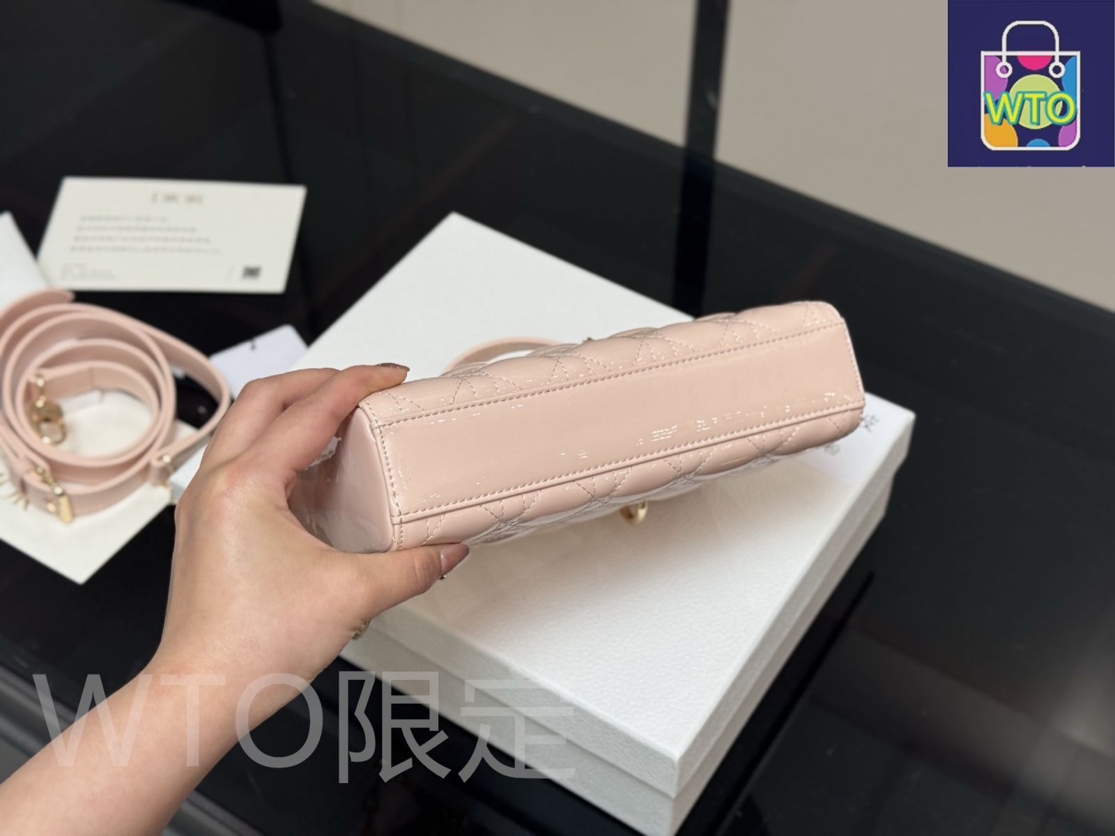 dior 新品未使用　まとめ売り Diorの新作スニーカーを買ってみた。SHOがお気に入りディオール