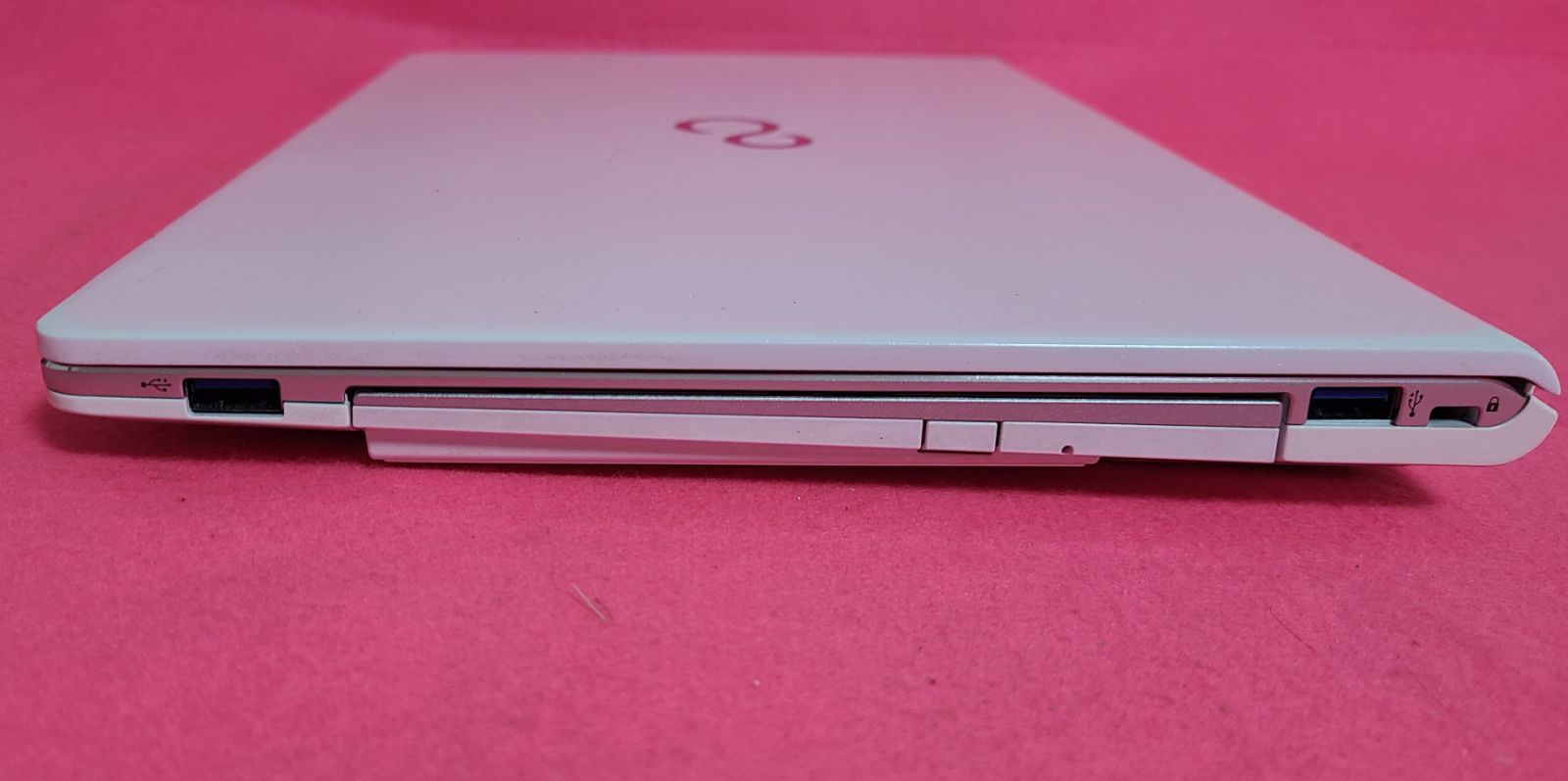富士通 LIFEBOOK SH75/M　ノートパソコン 富士通 LIFEBOOK SH75/M ノートパソコン 動作確認済 LIFEBOOK SH75/M