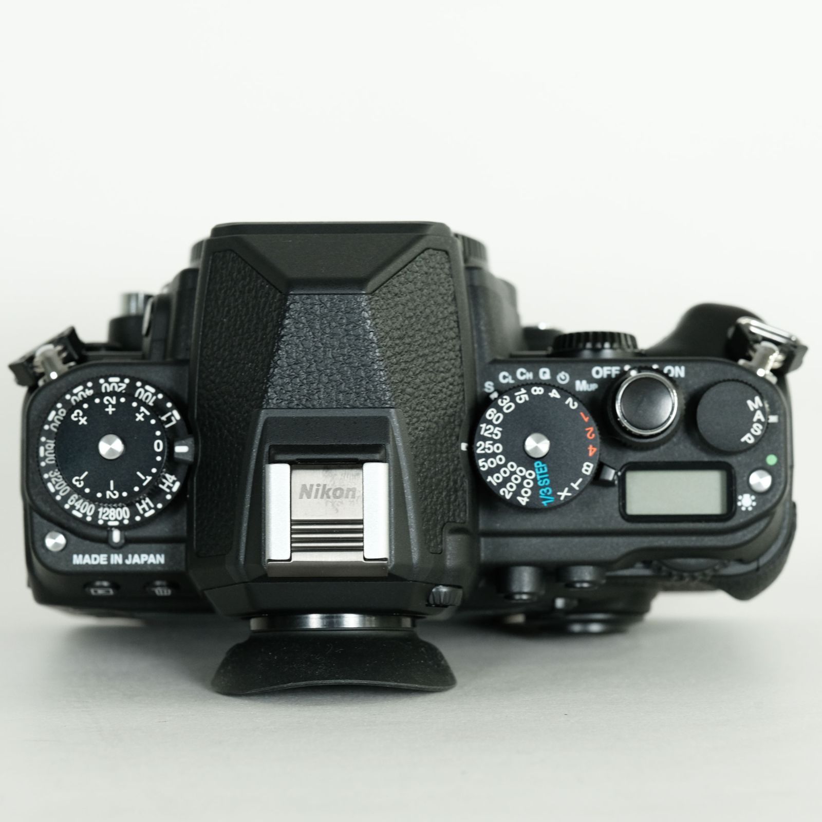 美品｜シャッター数5,356回｜バッテリー2個・おまけ付] Nikon Df 