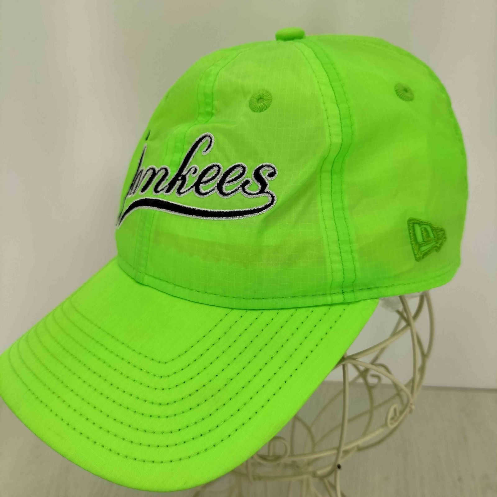 エメレオンドレ AIME LEON DORE 刺繍6パネルナイロンキャップ メンズ