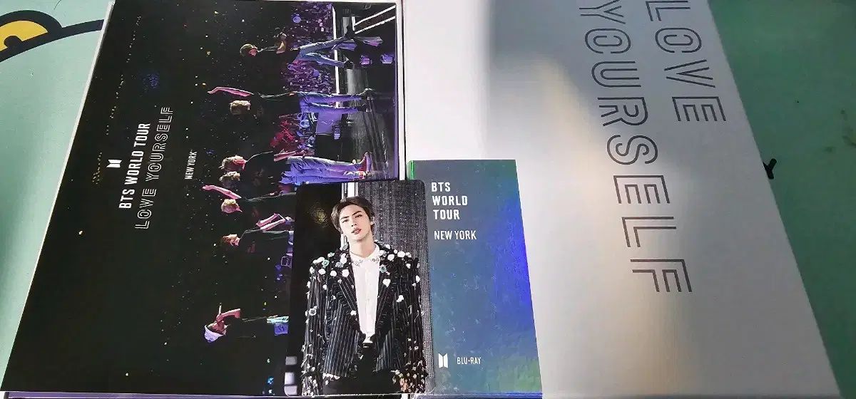 防弾少年団(BTS) - BTS LoveYourself New York Blu-ray V トレカ BTS V Taehyung Love Yourself World Tour NEW YORK Blu-ray