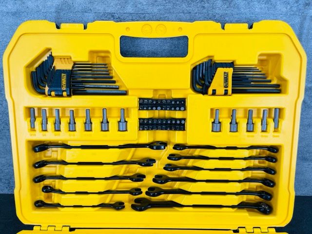 DeWALT