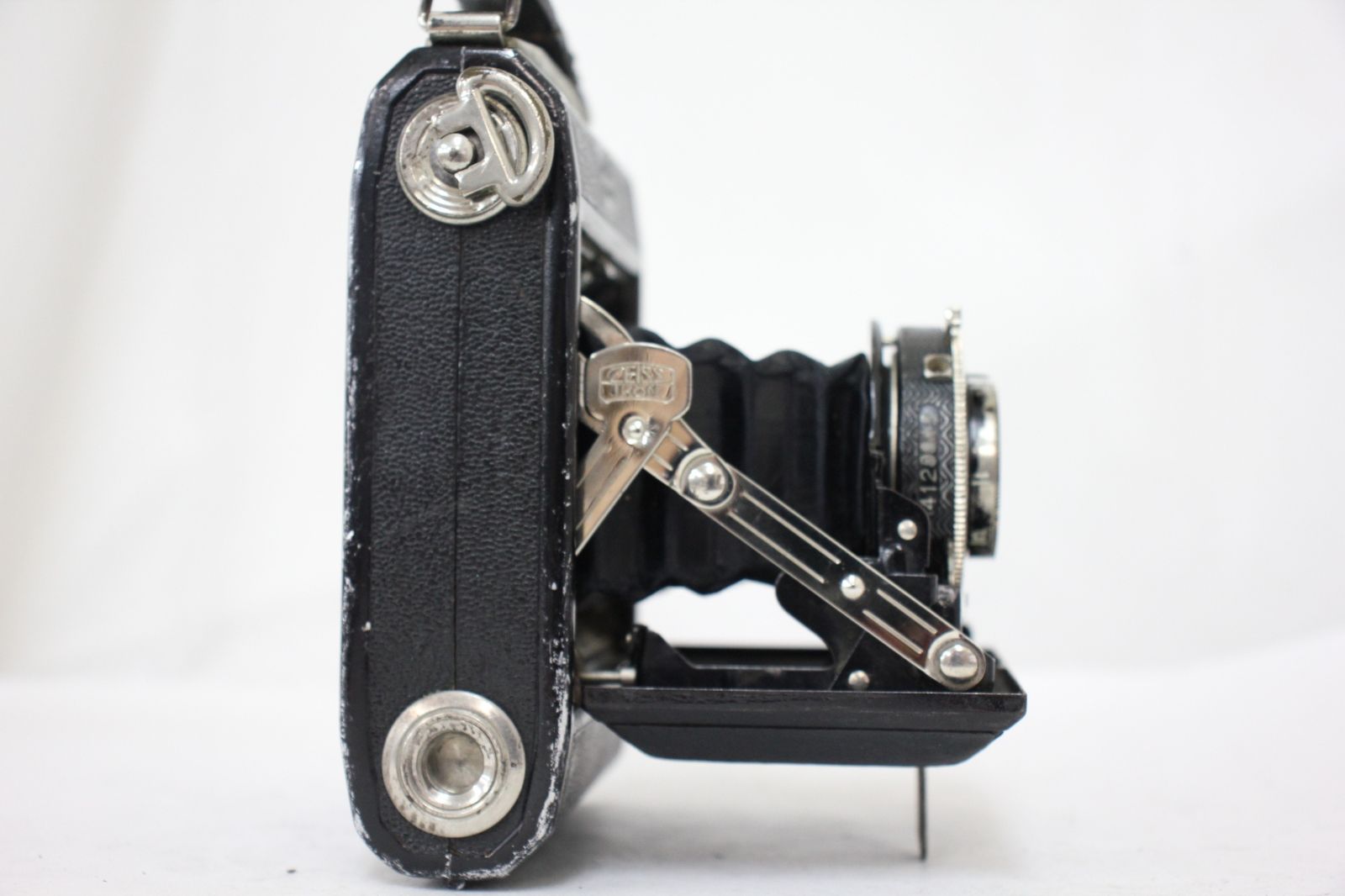 ツァイスイコン