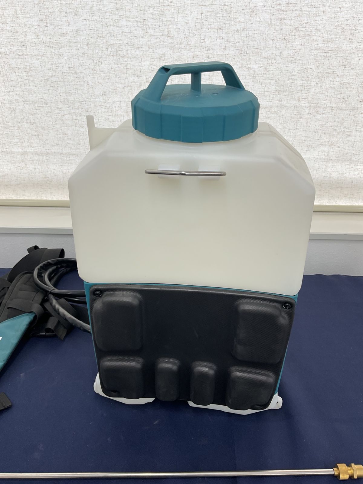 マキタ 充電式噴霧器 MUS158DZ 八尾店