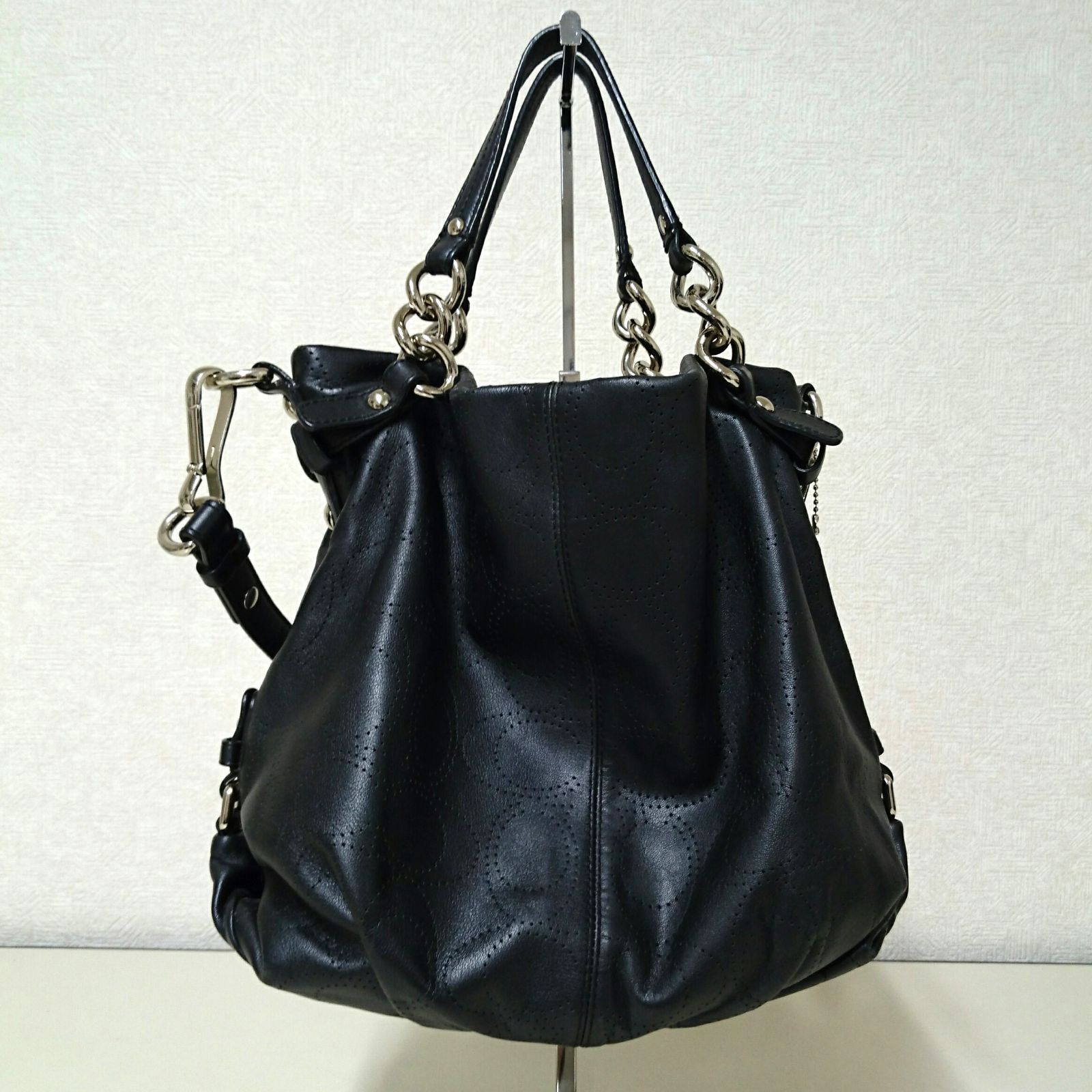 ※COACH コーチ パンチングレザー ショルダーバッグ 中古美品