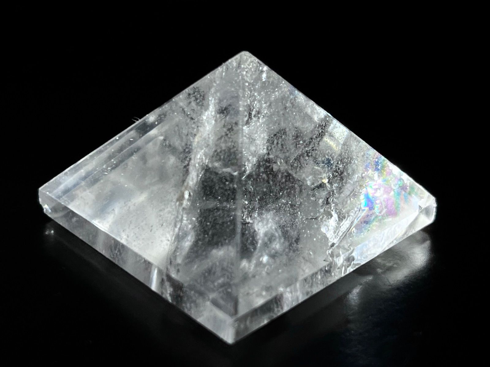 大宇宙との融合✨　レインボーピラミッド　神聖幾何学　スモーキークリスタル　煙水晶 大宇宙との融合✨ レインボーピラミッド 神聖幾何学 スモーキー
