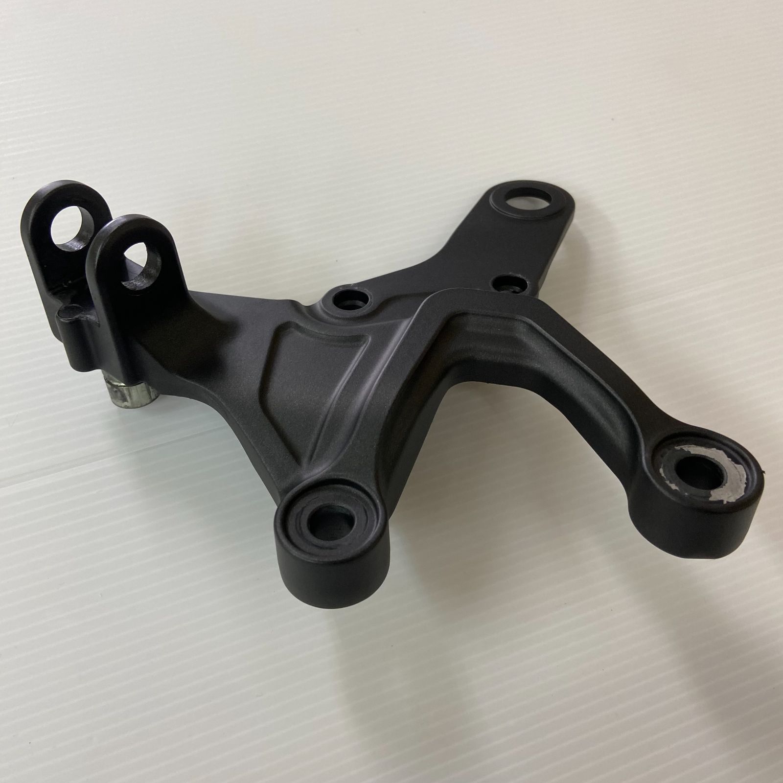 Z900RS 2018- ステー,ステツプ,RH,F.S.ブラツク 35063-1392-18R